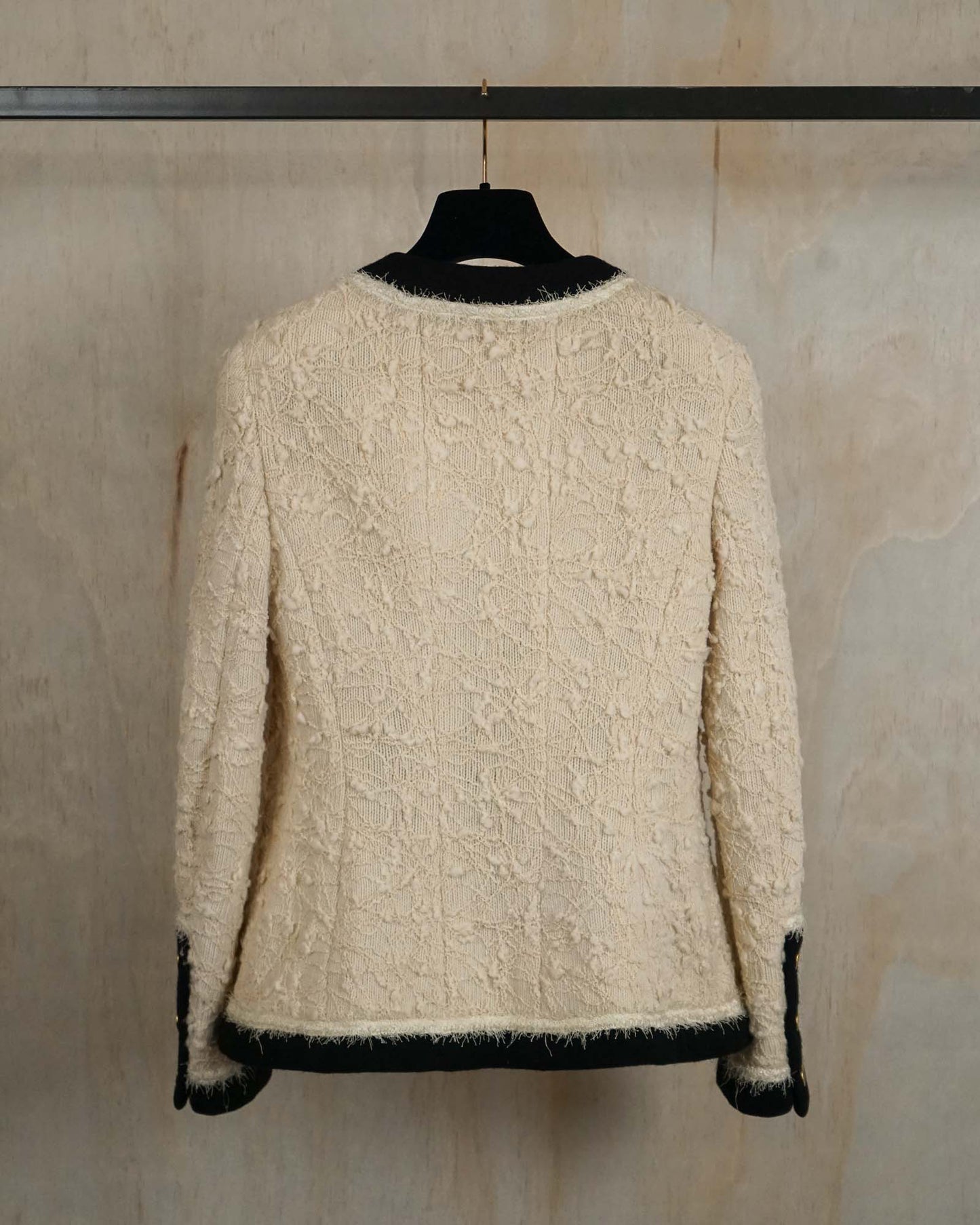 FR36-38 Rare Chanel Fall 1994 Iconic Collarless Ivory and Black Fantasy Tweed Jacket