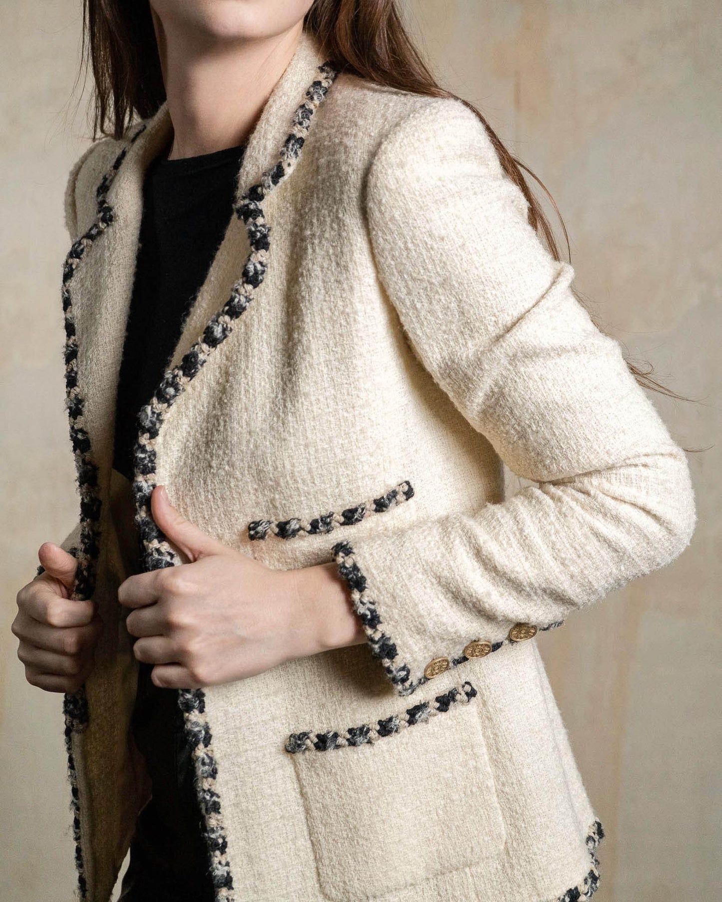FR38-40 Chanel Fall 2006  Timeless Four Pocket Cream Bouclé Wool Tweed Blazer