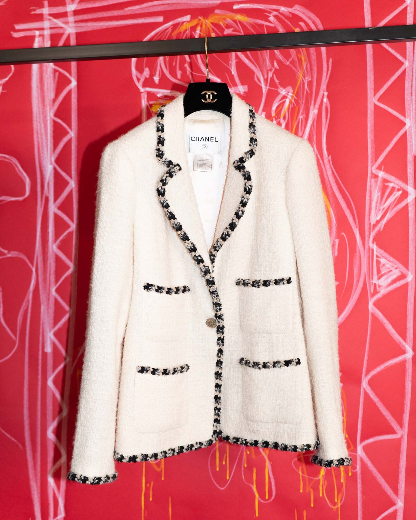 FR38-40 Chanel Fall 2006  Timeless Four Pocket Cream Bouclé Wool Tweed Blazer