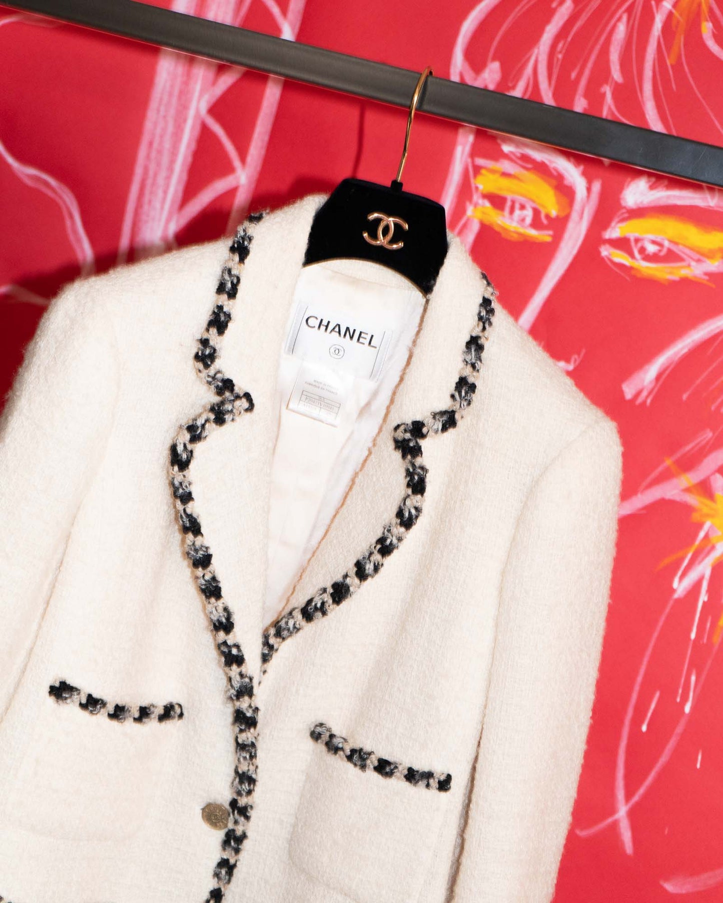 FR38-40 Chanel Fall 2006  Timeless Four Pocket Cream Bouclé Wool Tweed Blazer