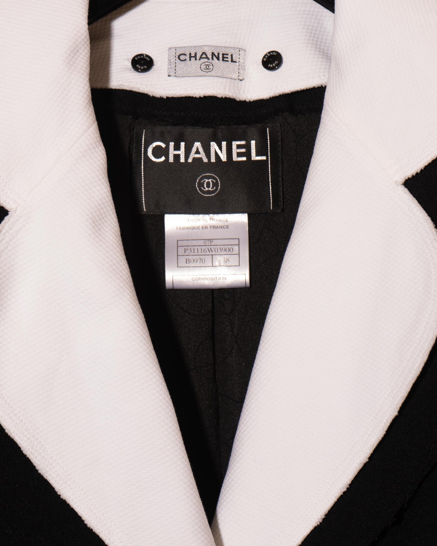 FR36 Chanel Spring 2007 Detachable Collar And Cuffs Two Pocket Short Black Wool Jacket And Cuff - Vintage Chanel Jacket -   - Rarchive.