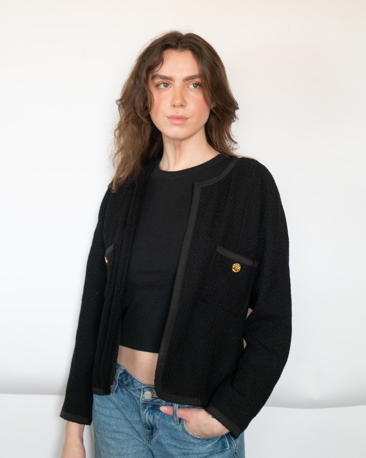 FR40-42 Chanel Spring 1988 Classic Collarless Two Pocket Black Wool Jacket