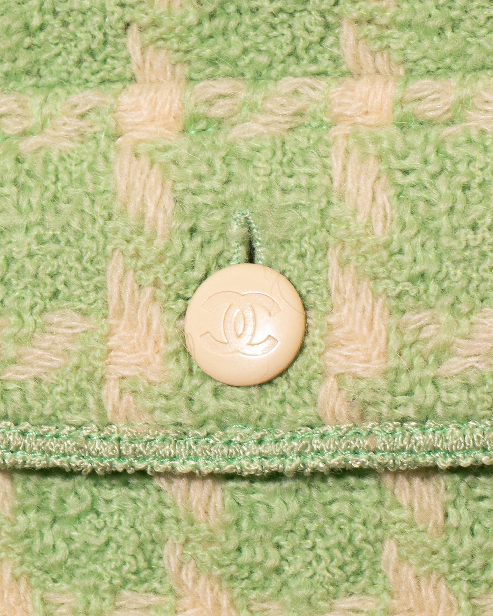 FR36-38 Rare Chanel Spring 1996 Two Pocket Green and Off White Wool Vest - Vintage Chanel Jacket -   - Rarchive.