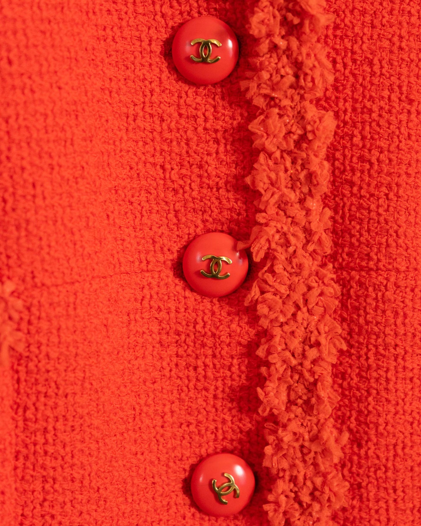 FR36-38 Rare Chanel Cruise 1995 Scarlet Red Skirt Suit