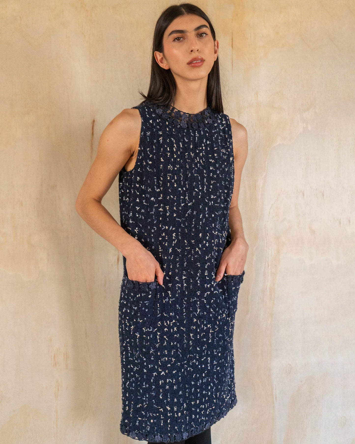 FR36-38 Chanel Cruise 2011 Two Pocket Fantasy Tweed Knee-Length Sleeveless Dress