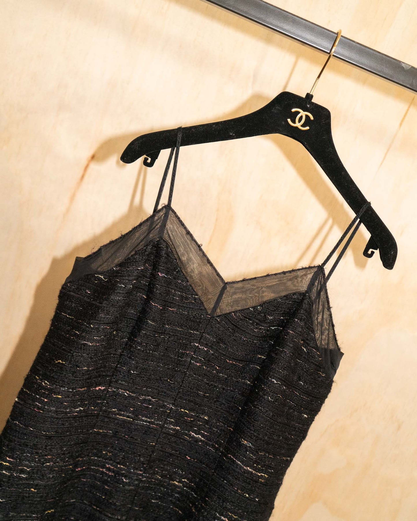 FR42-44 Chanel Fall 2004 Tweed Slip Dress with Tiered Organza Hem