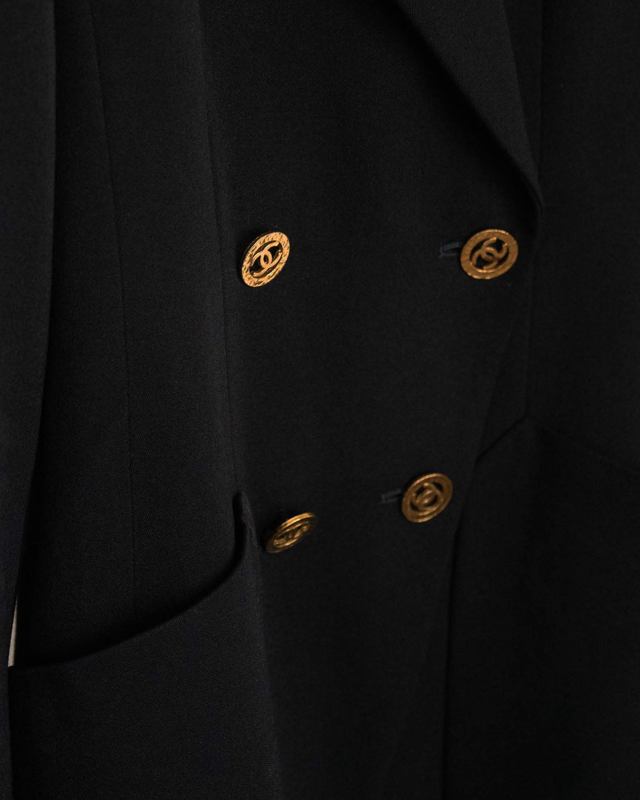 FR38-40 Chanel Cruise 1993 Two Pocket Classic Double Breasted Wool Jacket