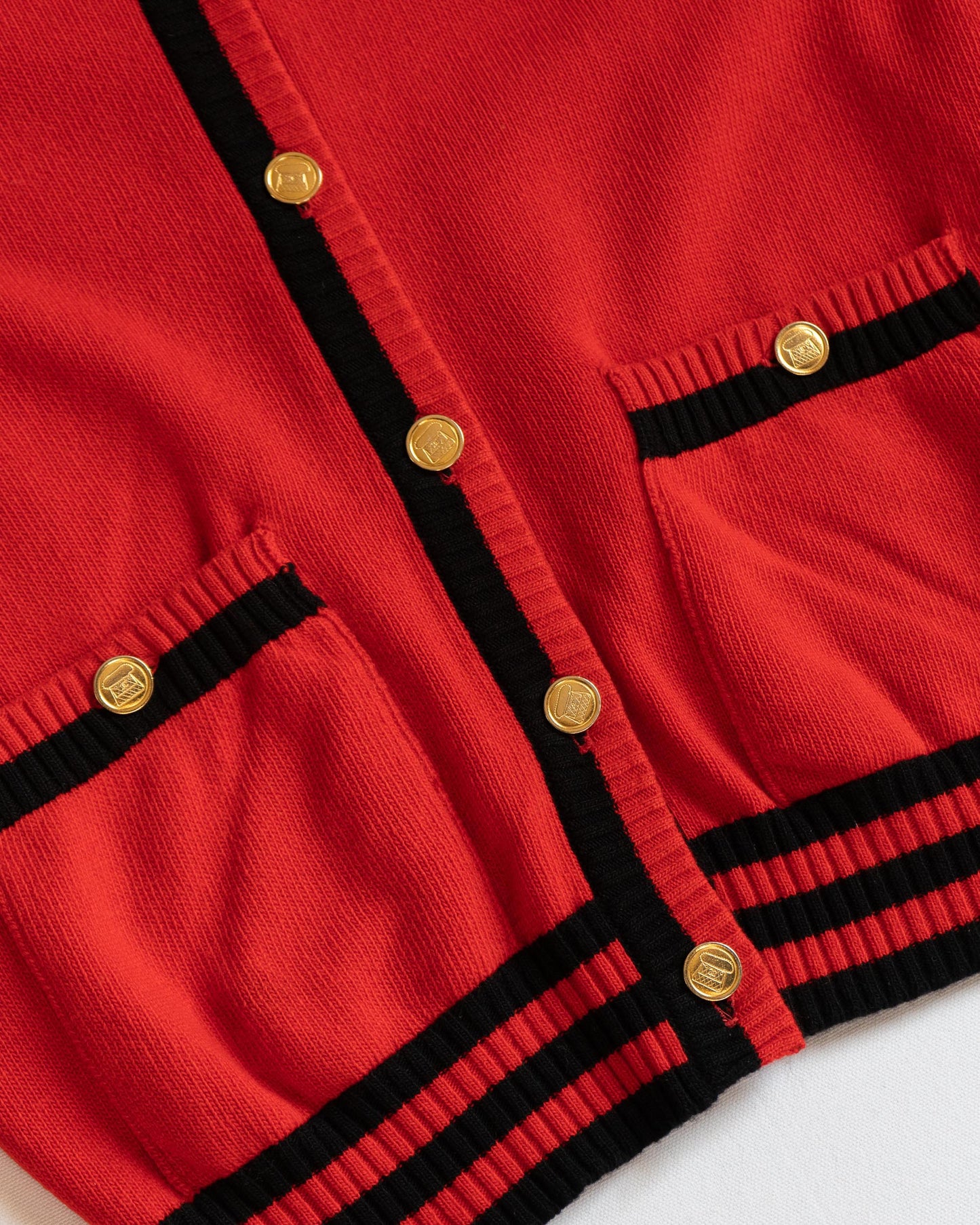 FR36-42 Chanel Fall 1987 Two Pocket Red and Black Cashmere Cardigan