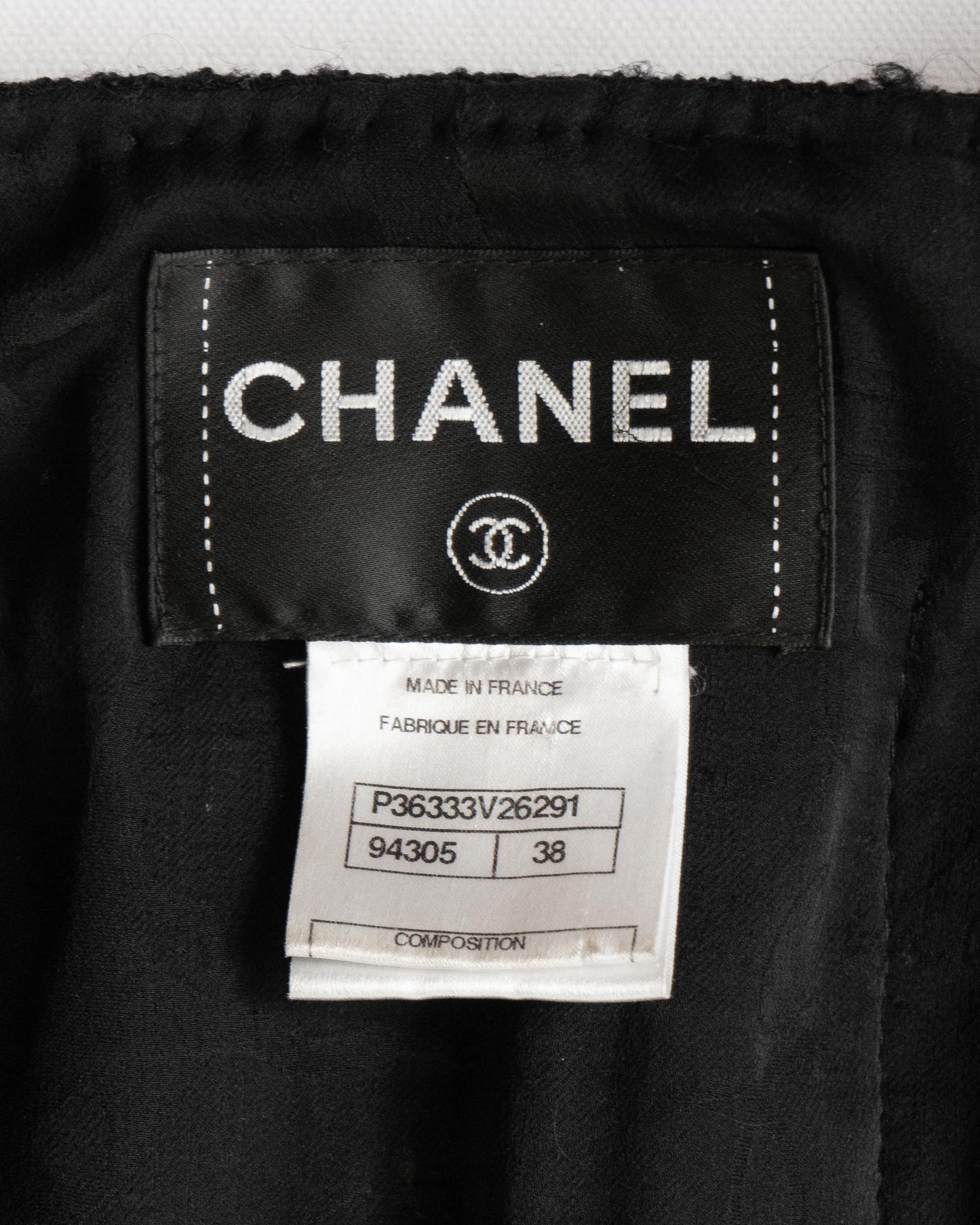 FR34-36 Chanel Fall 2009 Timeless Classic Collarless Four Pocket Black Tweed Jacket