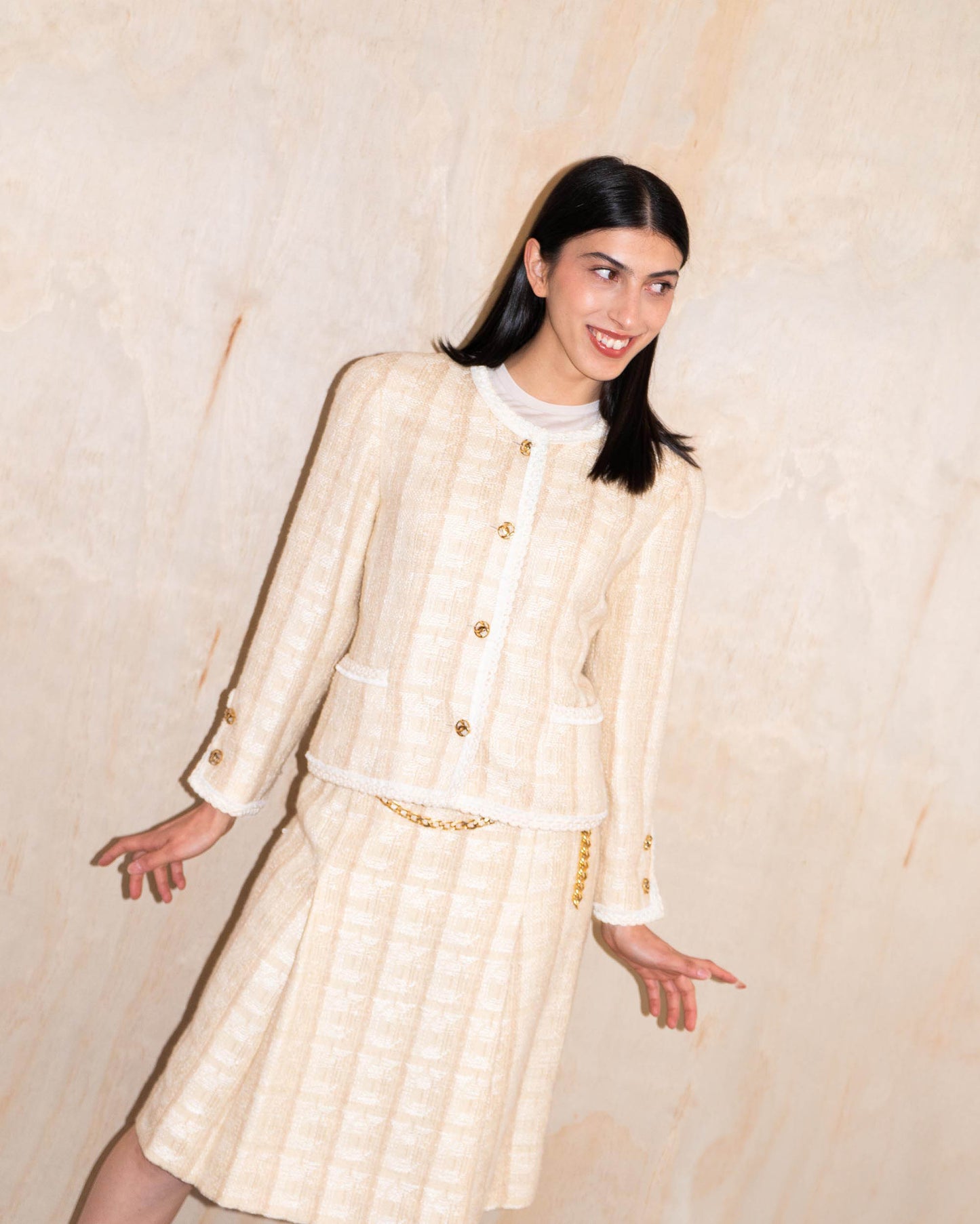 FR36-38 Rare Chanel Early 1980s Classic Collarless Four Pocket Wool Tweed Skirt Suit