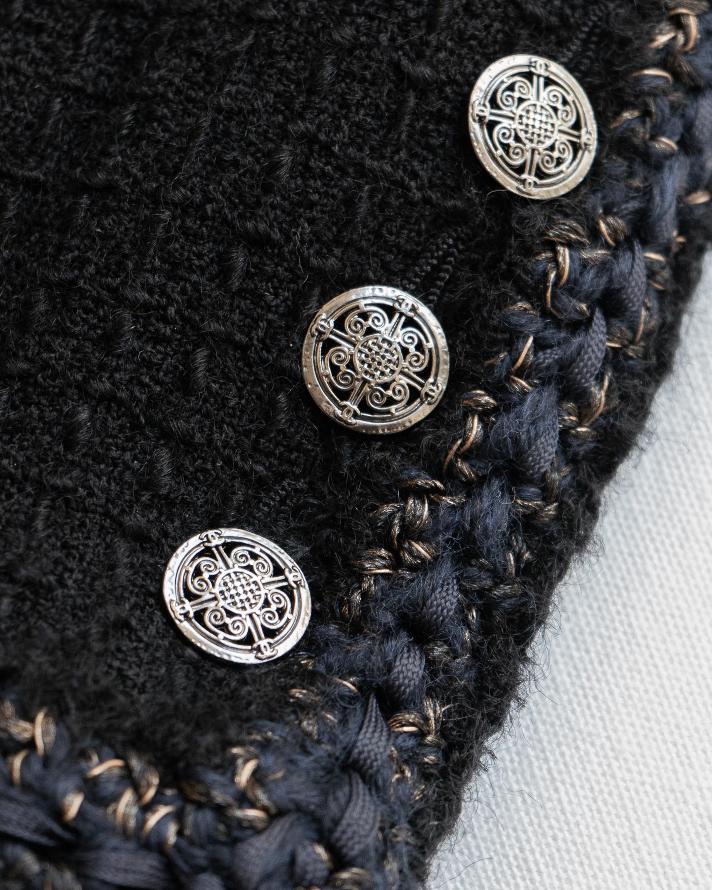 FR38-40 Chanel Pre-Fall 2010 Paris-Shanghai Classic Four Pocket High Collar Black Tweed Jacket