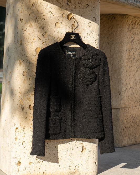 FR36-38 Rare Chanel Fall 2009 Timeless Classic Collarless Four Pocket Camellia Detail Black Tweed Jacket