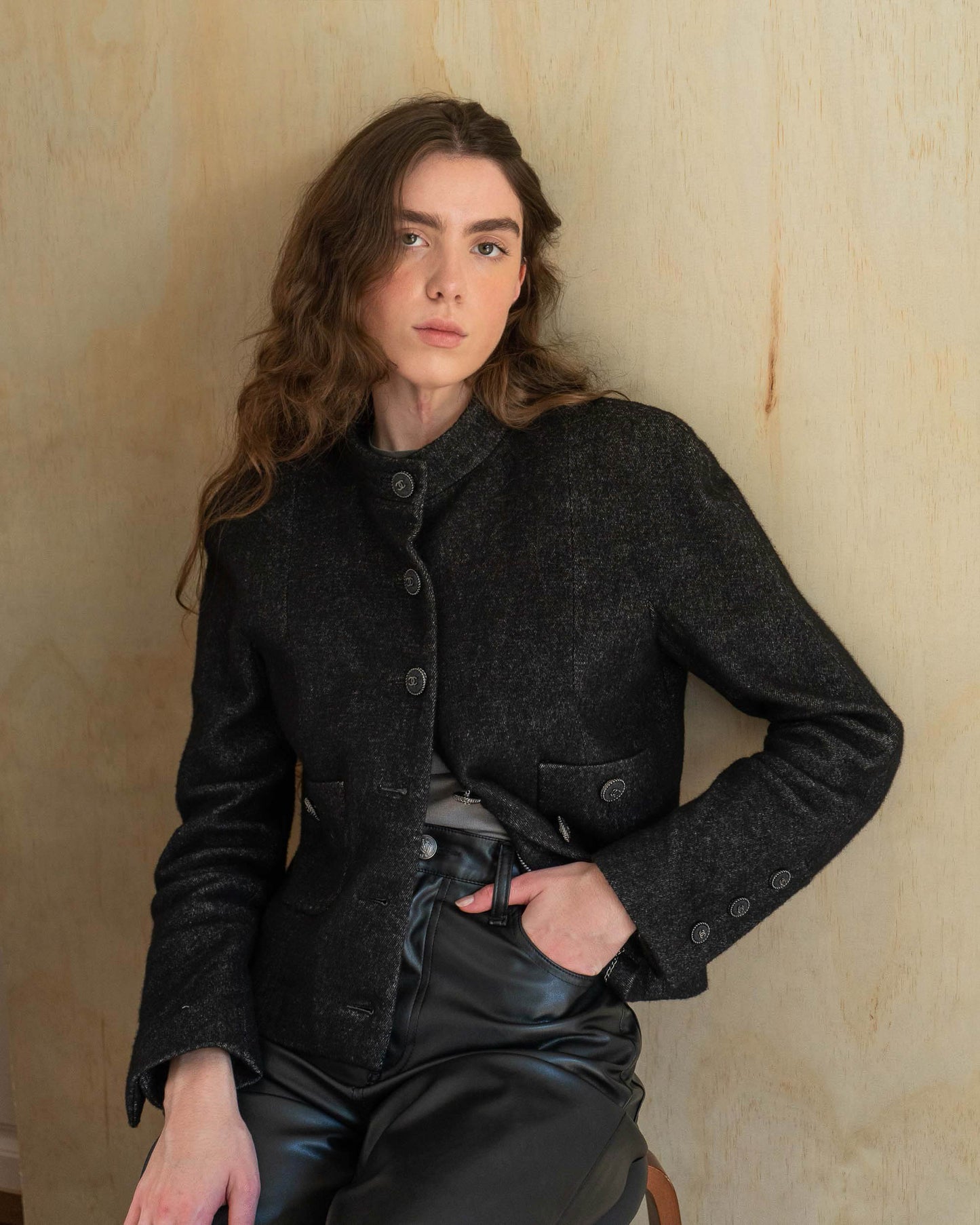 FR38-40 Rare Chanel Pre-Fall 2013 Black Cropped Cashmere Jacket