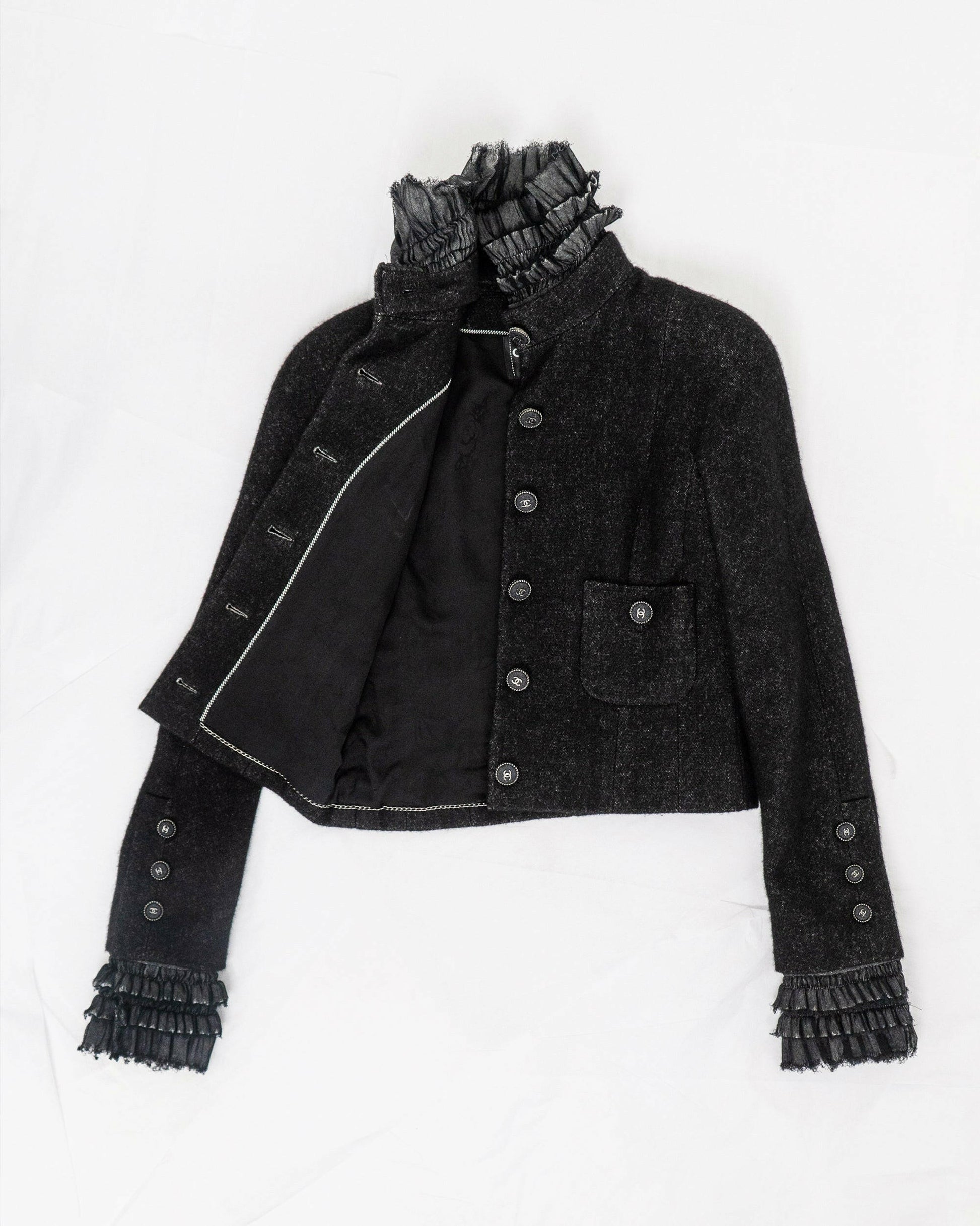 FR34-36 Rare Chanel Pre-Fall 2013 Black Cropped Cashmere Jacket with Detachable Collar and Cuffs - Vintage Chanel Jacket -   - Rarchive.