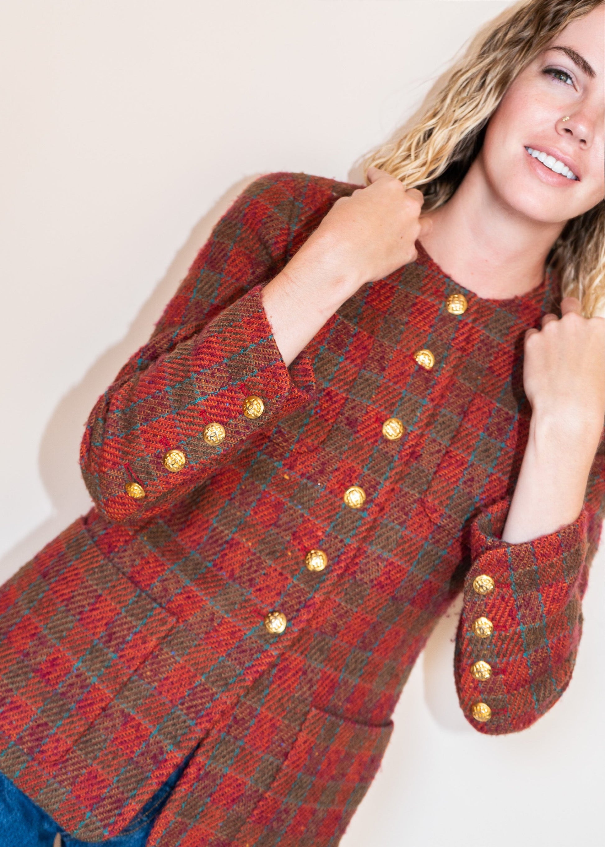 FR38-40 Chanel Late 1980s Collarless Four-Pocketed Plaid Wool Tweed Jacket - Vintage Chanel Jacket -   - Rarchive.