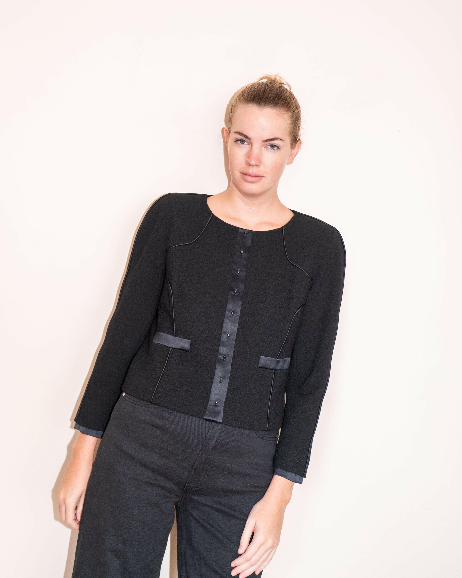 FR40-42 Chanel Fall 2002 Collarless Two-Pocketed Cropped Cut Black Boxy Wool Jacket - Vintage Chanel Jacket -   - Rarchive.
