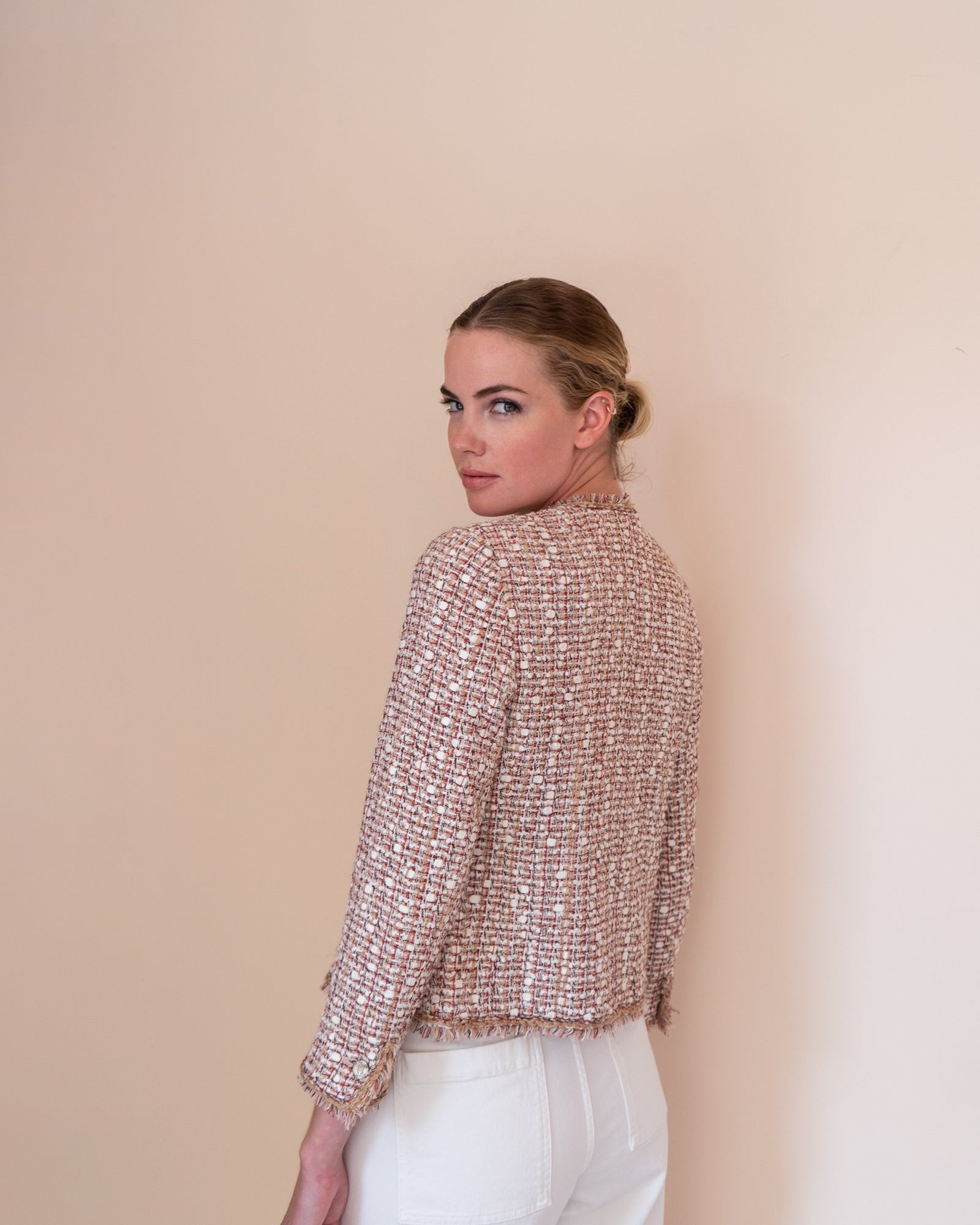 FR34-36 Chanel Spring 2006 Collarless Four Pocketed Fantasy Tweed Jacket - Vintage Chanel Jacket -   - Rarchive.