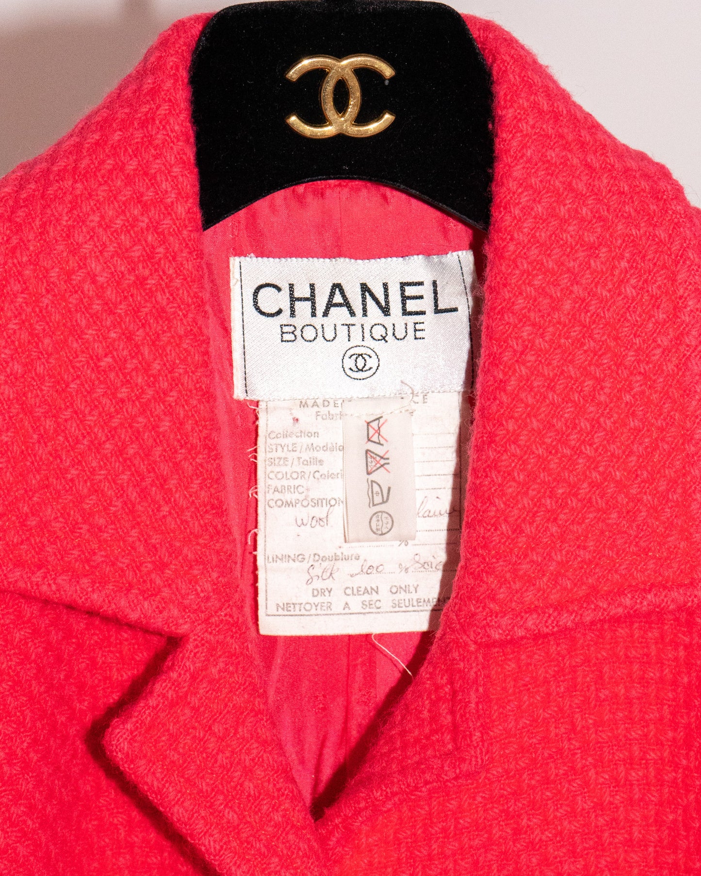 FR34-36 Chanel Fall 1990 Four Pocketed Wool Tweed Jacket in Pink - Vintage Chanel Jacket -   - Rarchive.