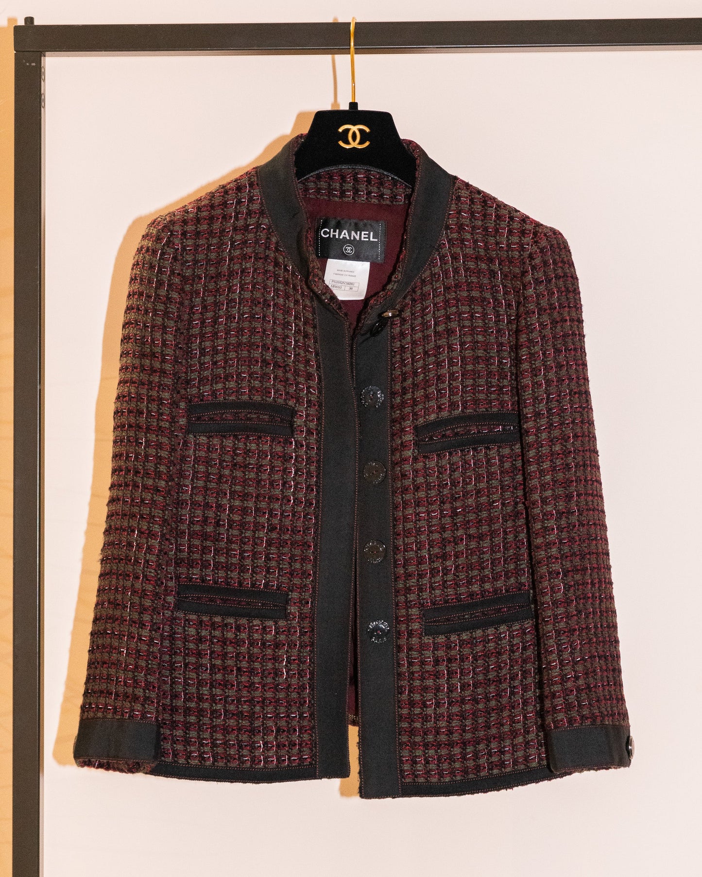 FR36-38 Chanel Fall 2015 Fantasy Tweed Classic Four-Pocketed Jacket - Vintage Chanel Jacket -   - Rarchive.