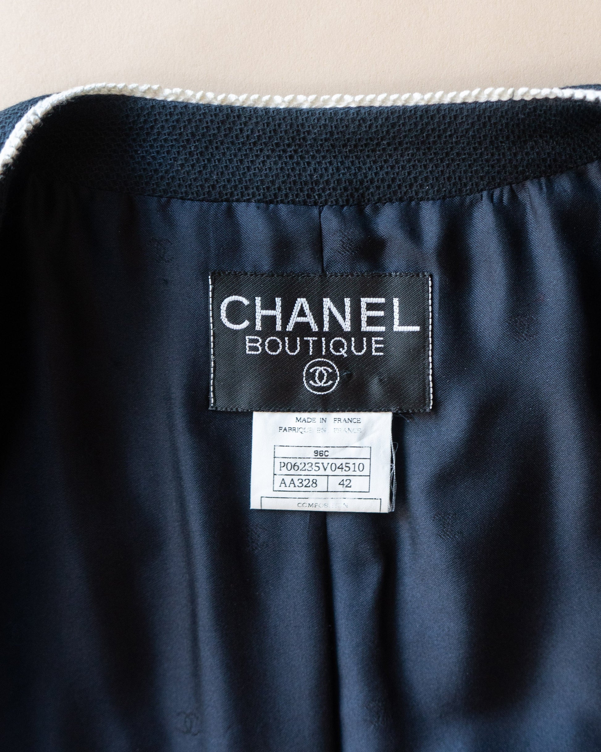 FR38-40 Rare Chanel Cruise 1996 Two-Pocketed Cotton Jacket in Navy - Vintage Chanel Jacket -   - Rarchive.