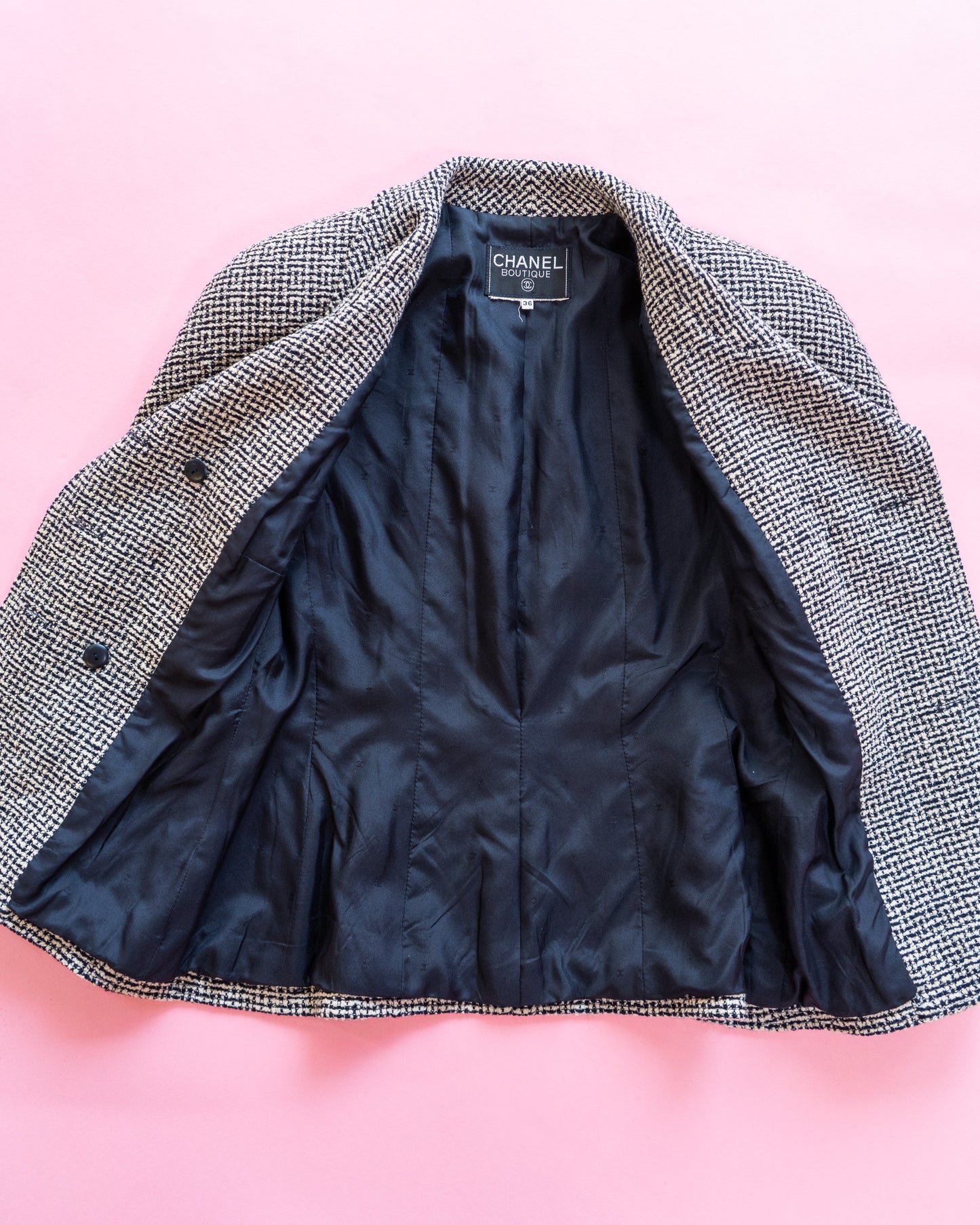 FR36 Chanel 1980s Double-Breasted Tweed Jacket in Dark Navy and White - Vintage Chanel Jacket -   - Rarchive.