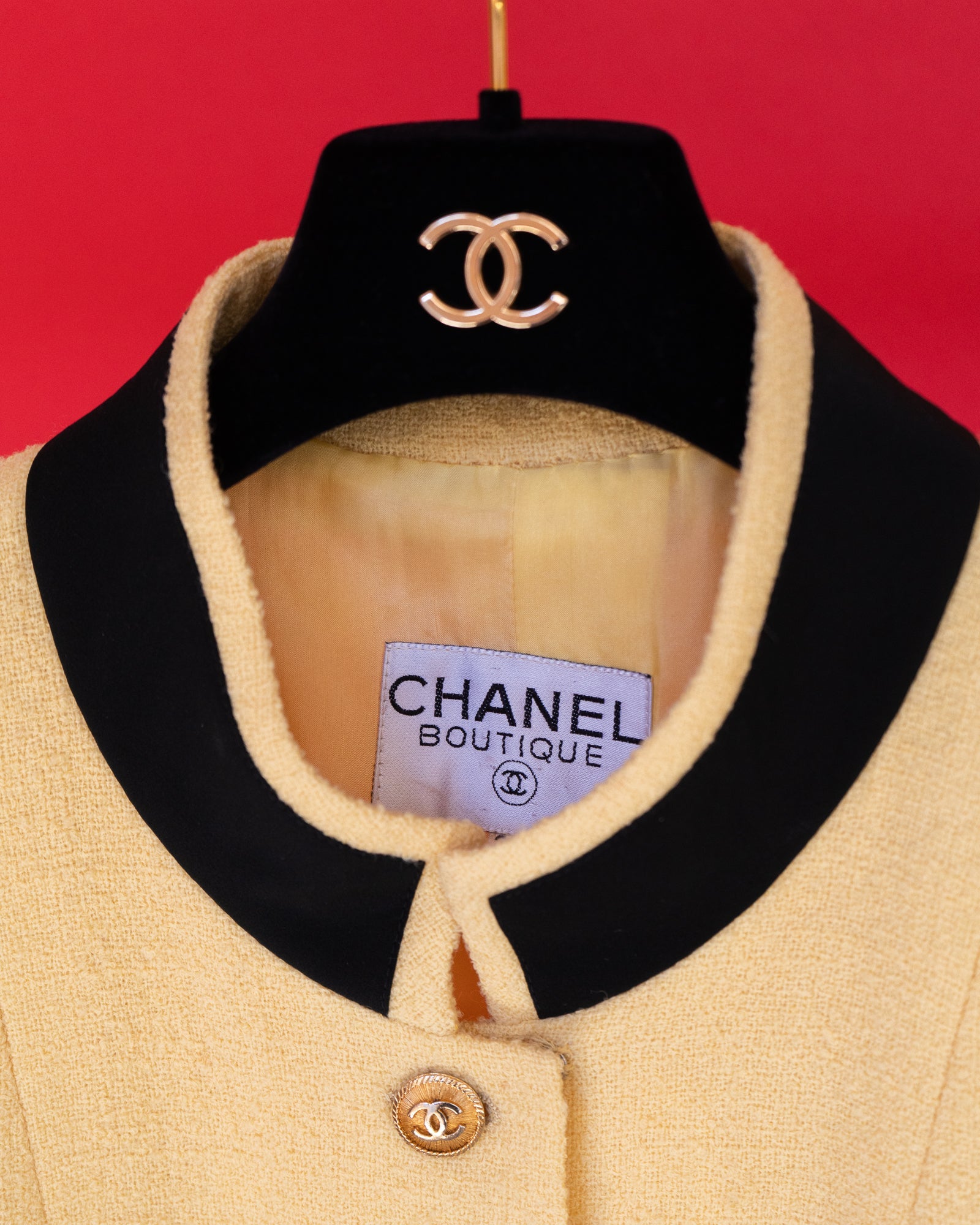 FR40-42 Rare Chanel Fall 1984 Four Pocketed Jacket in Pastel Yellow - Vintage Chanel Jacket -   - Rarchive.