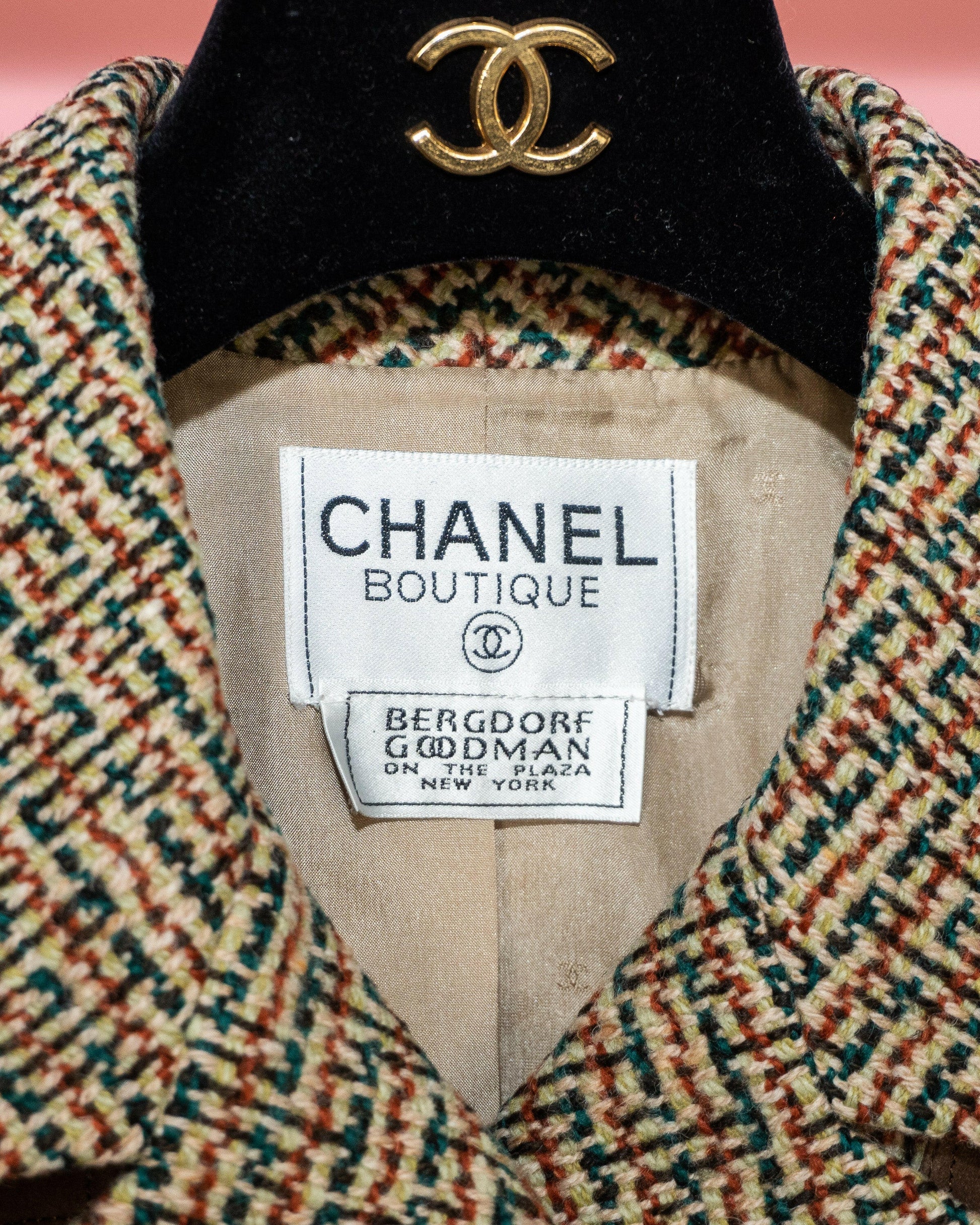 FR38-40 Rare Chanel Fall 1992 Suede Details Tweed Jacket - Vintage Chanel Jacket -   - Rarchive.