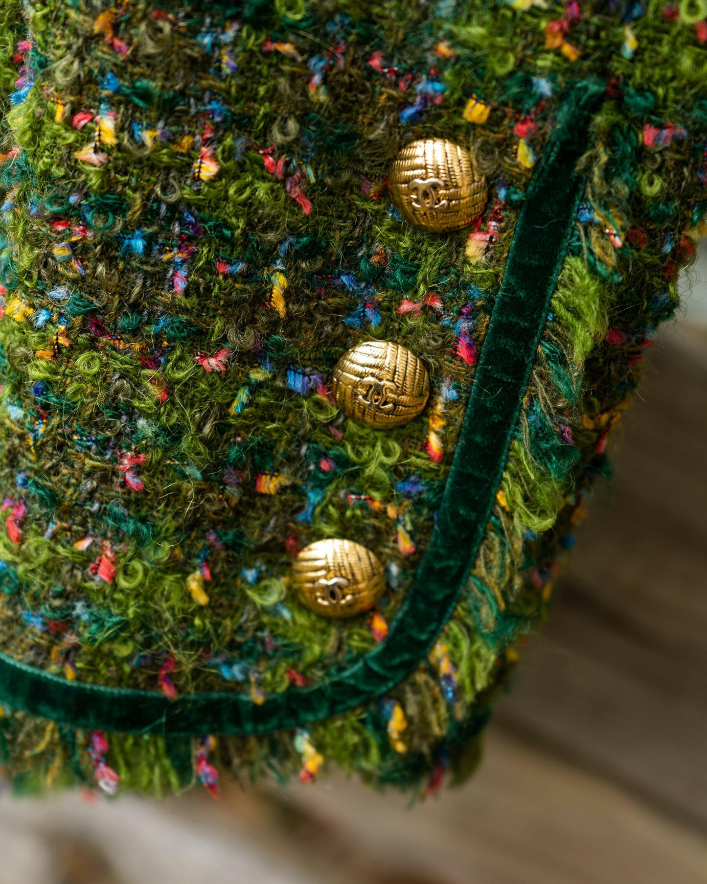 FR34 Fall 1990 Four Pocketed Collarless Green Fantasy Tweed Jacket - Vintage Chanel Jacket -   - Rarchive.