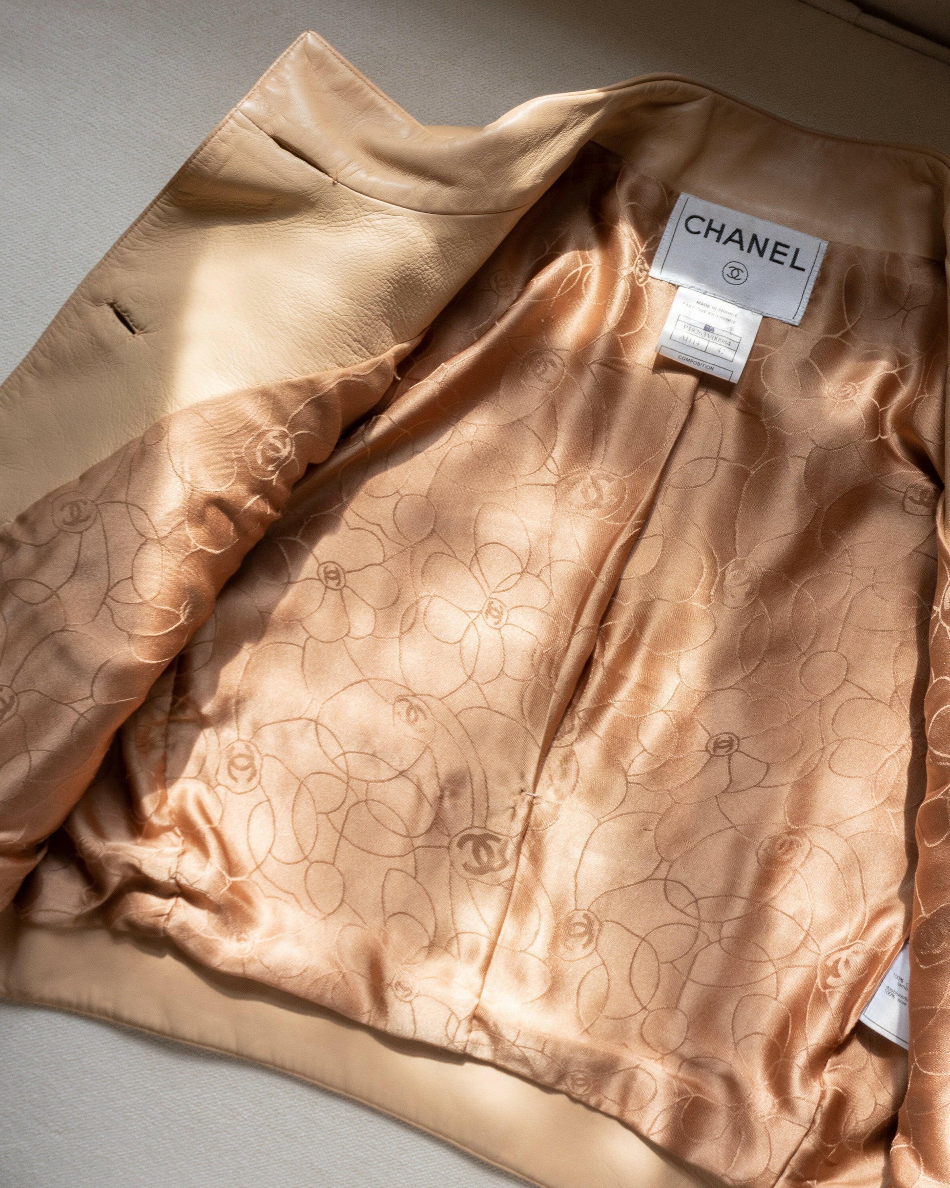 FR38-40 Rare Chanel Fall 2001 Cropped Beige Lambskin Jacket - Vintage Chanel Jacket -   - Rarchive.