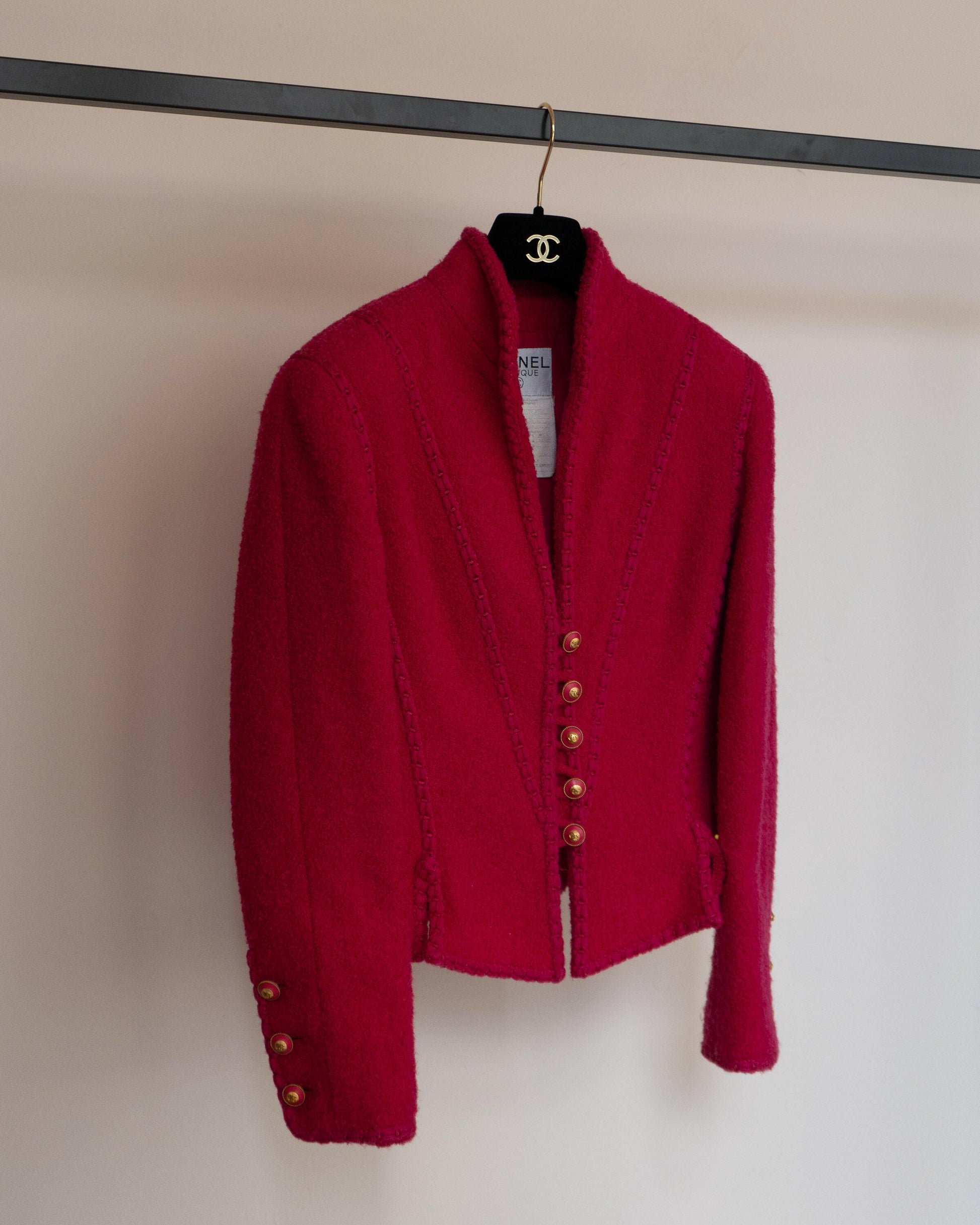 FR34-36 Rare Chanel Fall 1993 Fitted Cut Braided Trim Slit Detail Pink Wool Tweed Jacket - Vintage Chanel Jacket -   - Rarchive.
