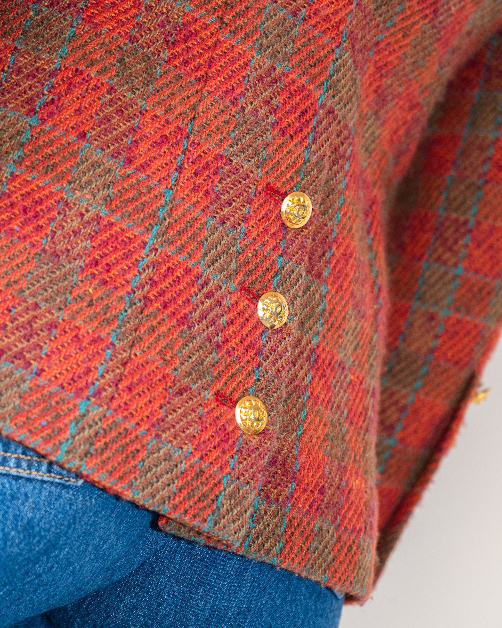 FR38-40 Chanel Late 1980s Collarless Four-Pocketed Plaid Wool Tweed Jacket - Vintage Chanel Jacket -   - Rarchive.