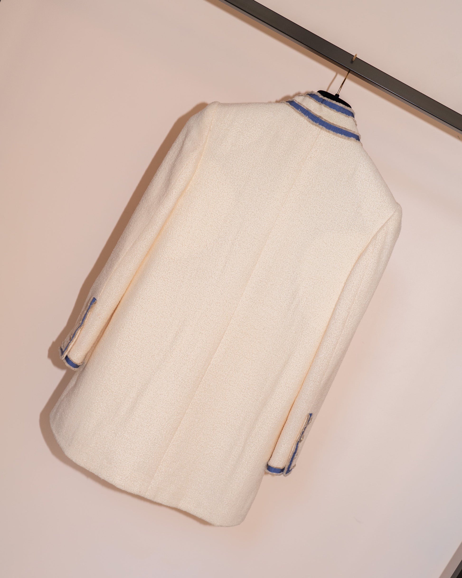 FR38-40 Rare Chanel Resort 2014 Four-Pocketed Standing Collar Fringed Grosgrain Trim Detail Light Jacket - Vintage Chanel Jacket -   - Rarchive.