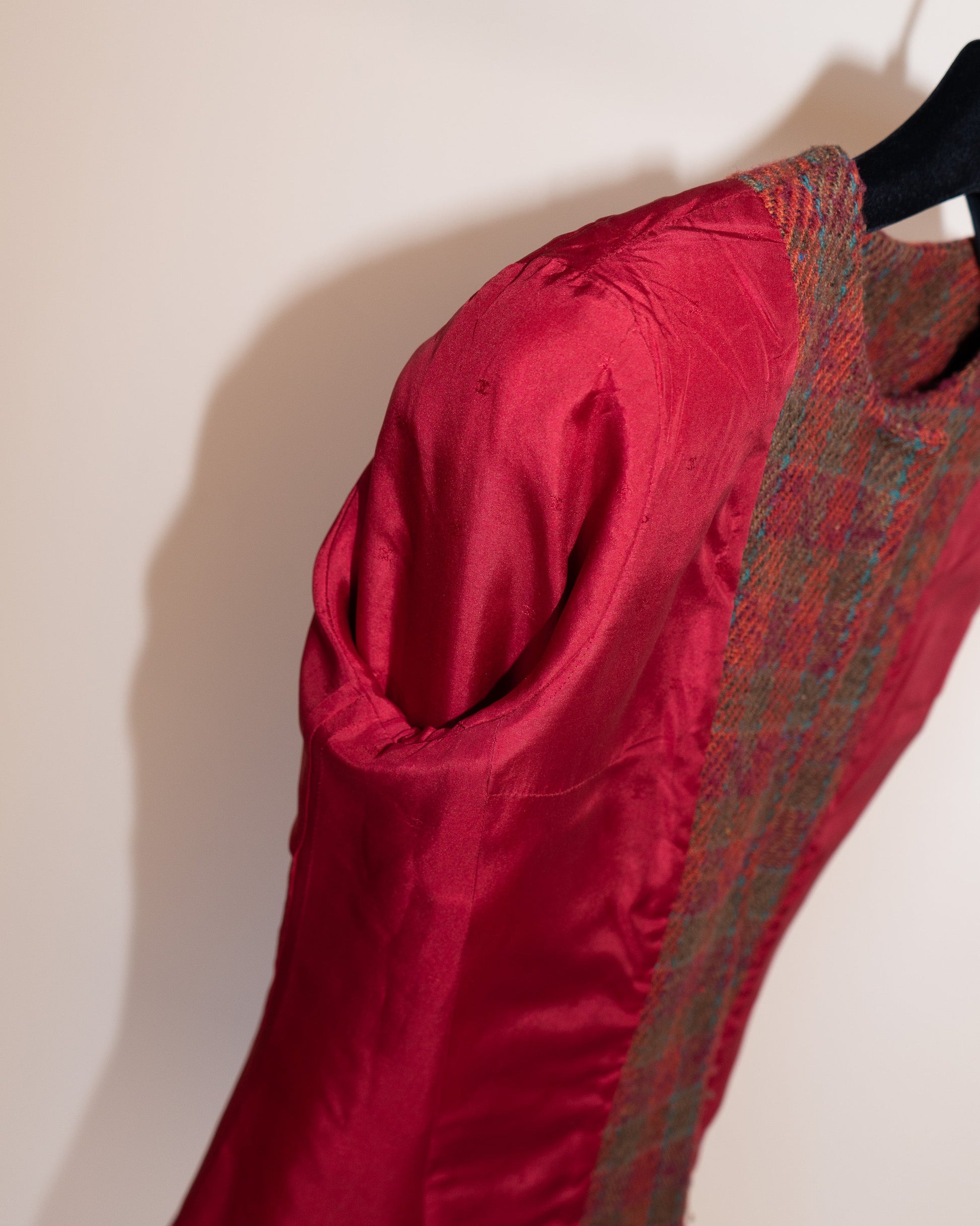 FR38-40 Chanel Late 1980s Collarless Four-Pocketed Plaid Wool Tweed Jacket - Vintage Chanel Jacket -   - Rarchive.