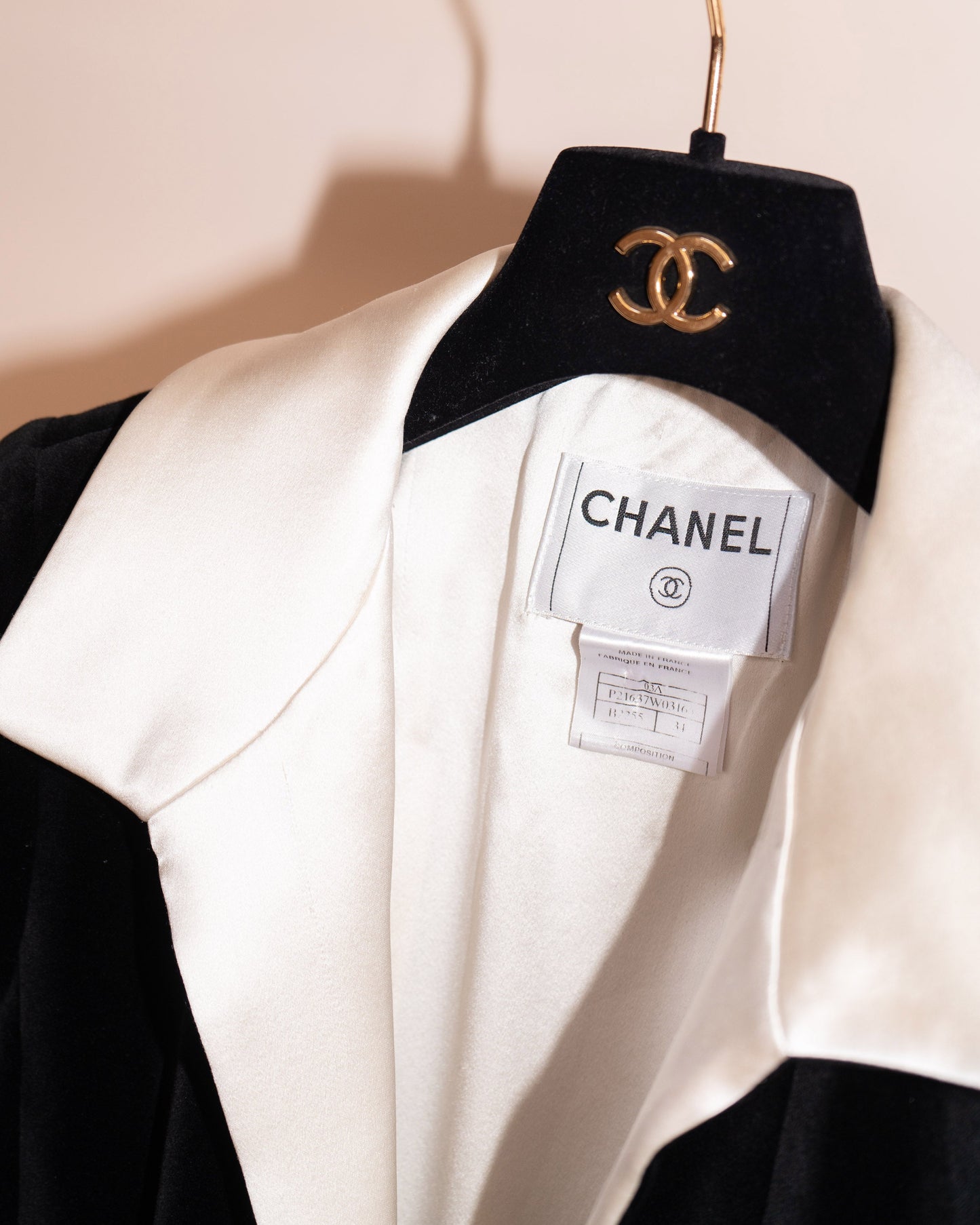 FR34 Rare Chanel Fall 2003 Velvet and Silk Evening Jacket