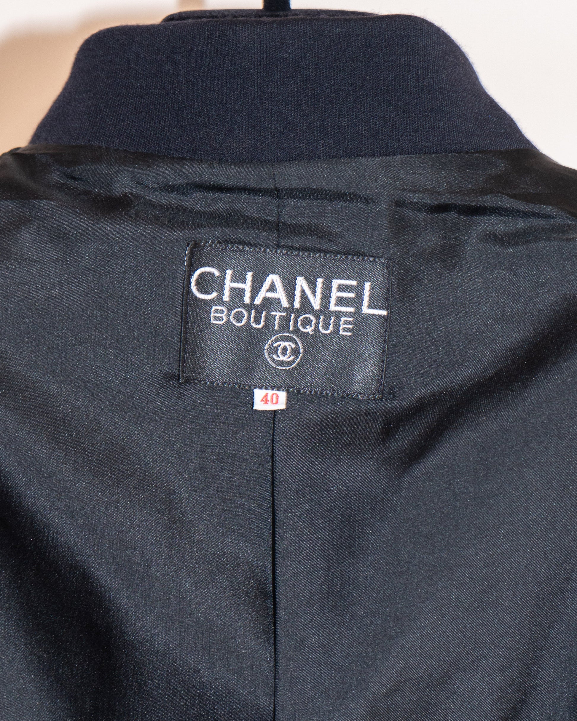 FR38-40 Chanel Early 1980s Two Pocketed Striped Wool Jacket - Vintage Chanel Jacket -   - Rarchive.