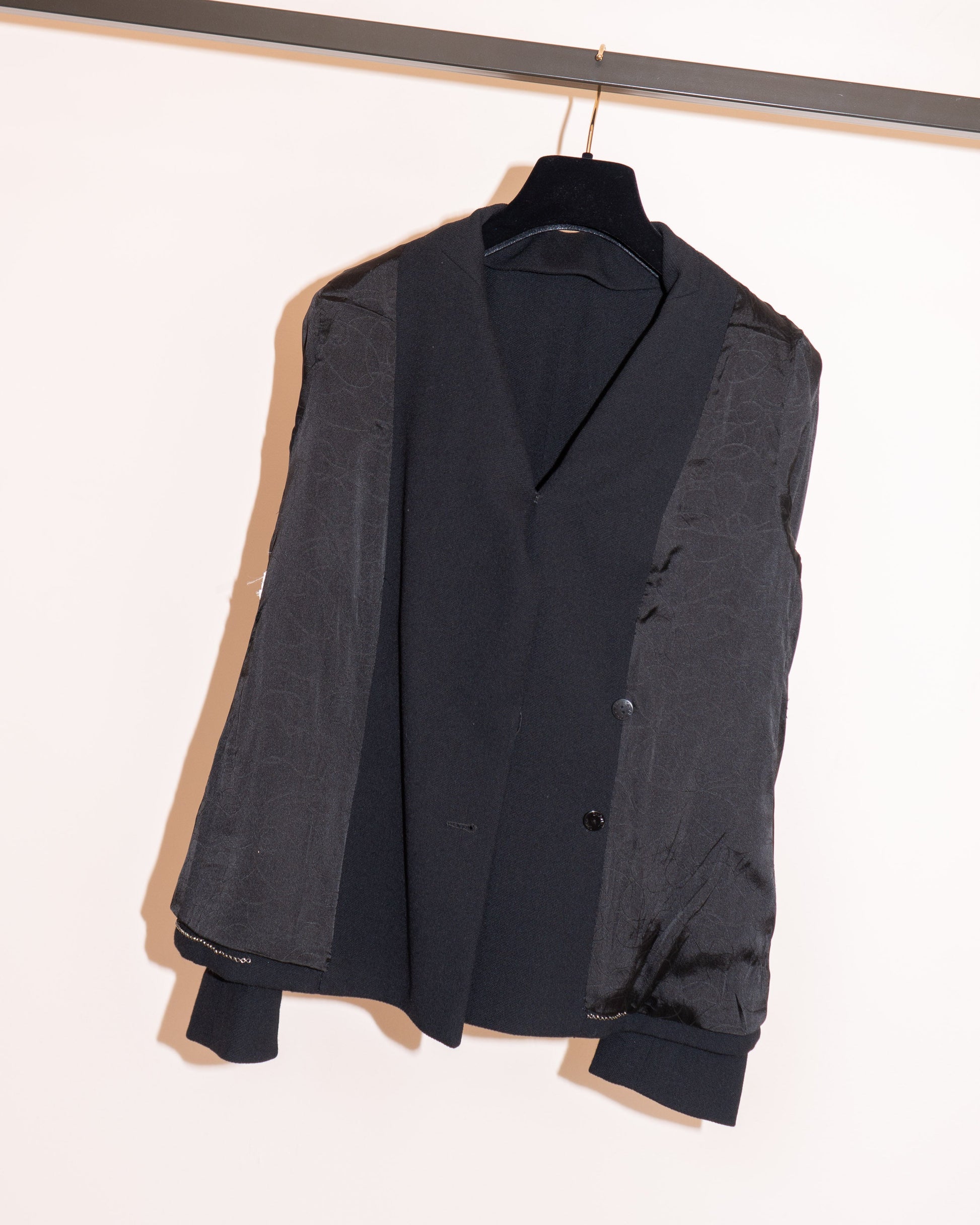 FR36-38 Chanel Cruise 2003 Camellia Detail Double Breasted Wool Jacket - Vintage Chanel Jacket -   - Rarchive.
