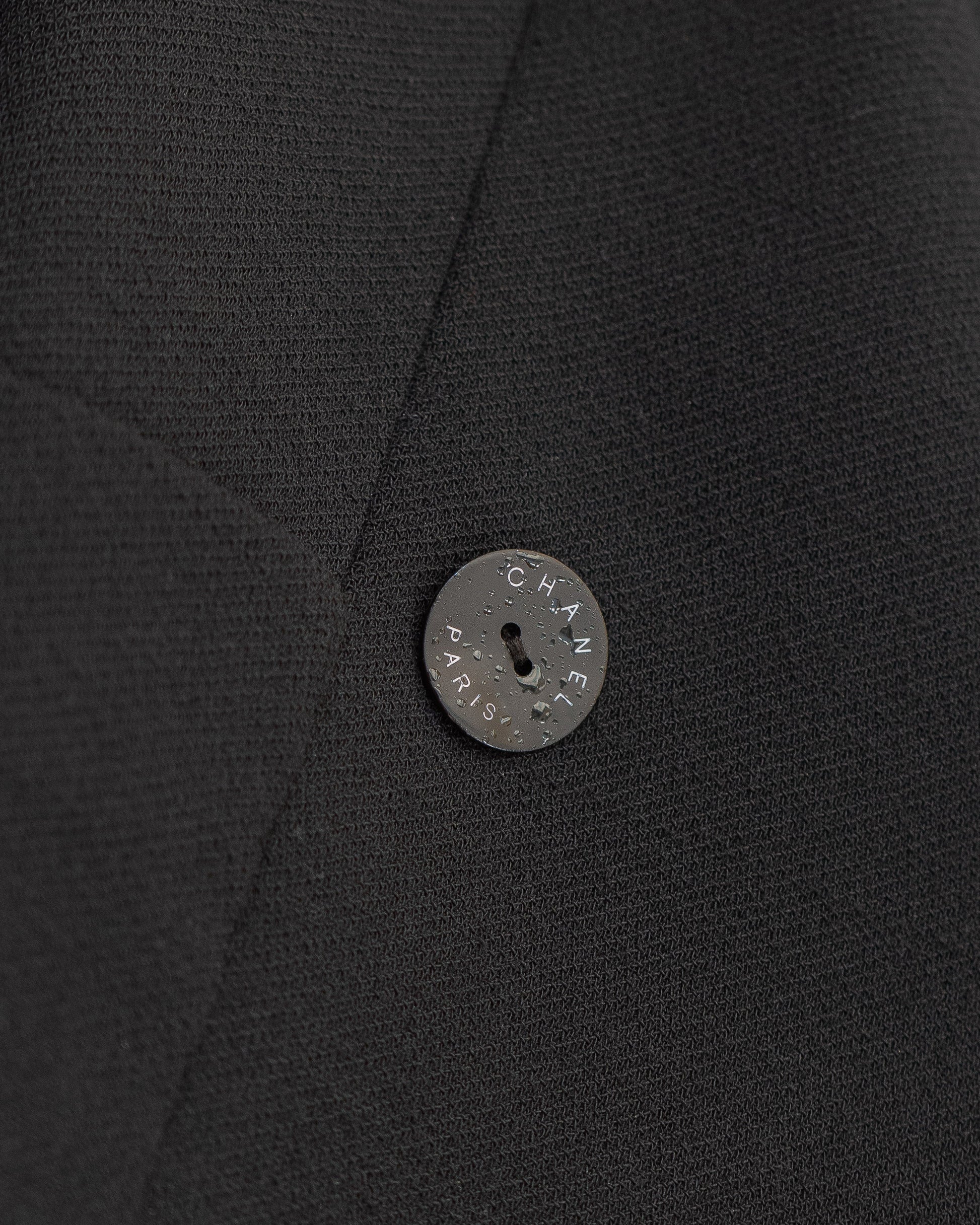 FR36-38 Chanel Cruise 2003 Camellia Detail Double Breasted Wool Jacket - Vintage Chanel Jacket -   - Rarchive.