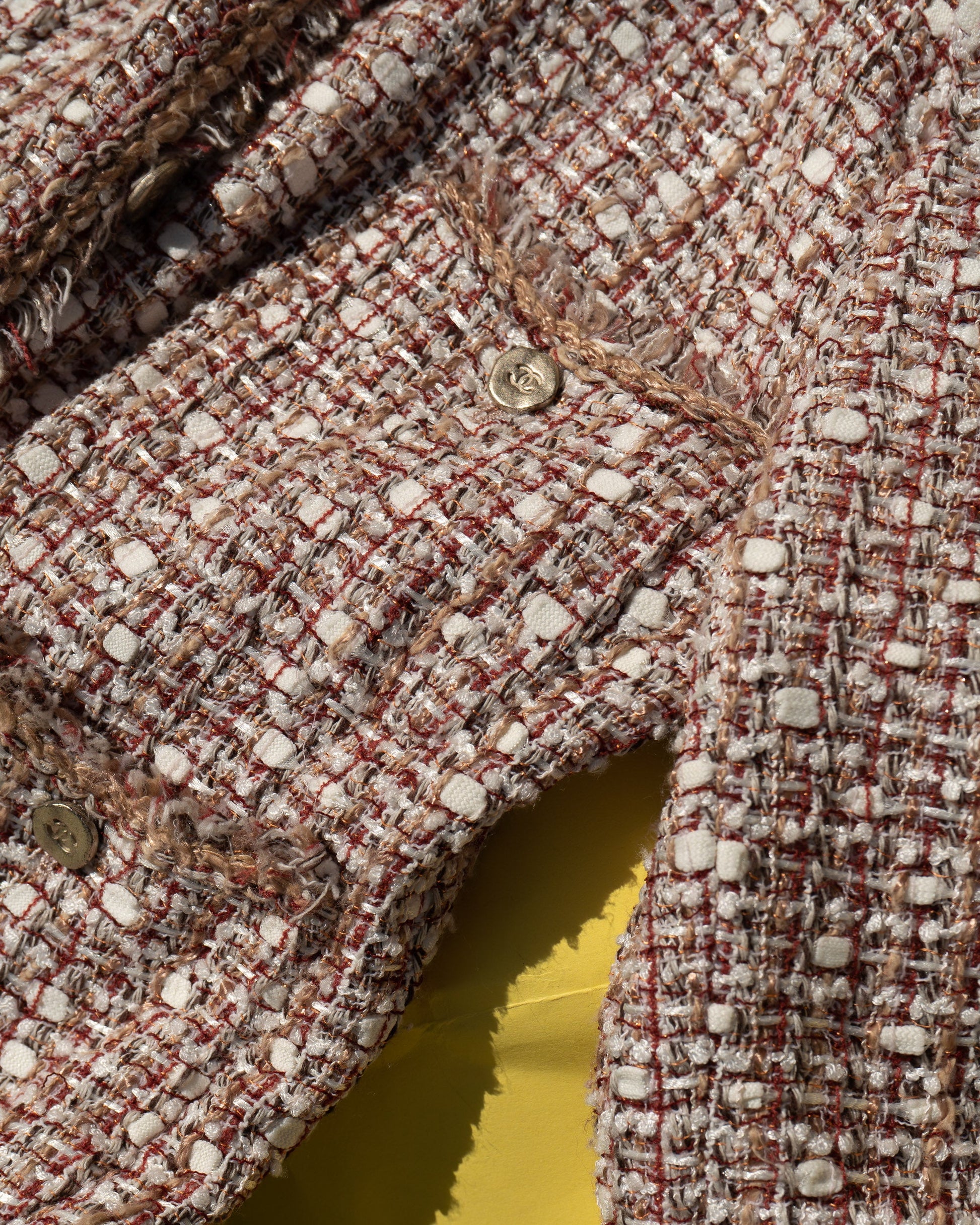 FR34-36 Chanel Spring 2006 Collarless Four Pocketed Fantasy Tweed Jacket - Vintage Chanel Jacket -   - Rarchive.
