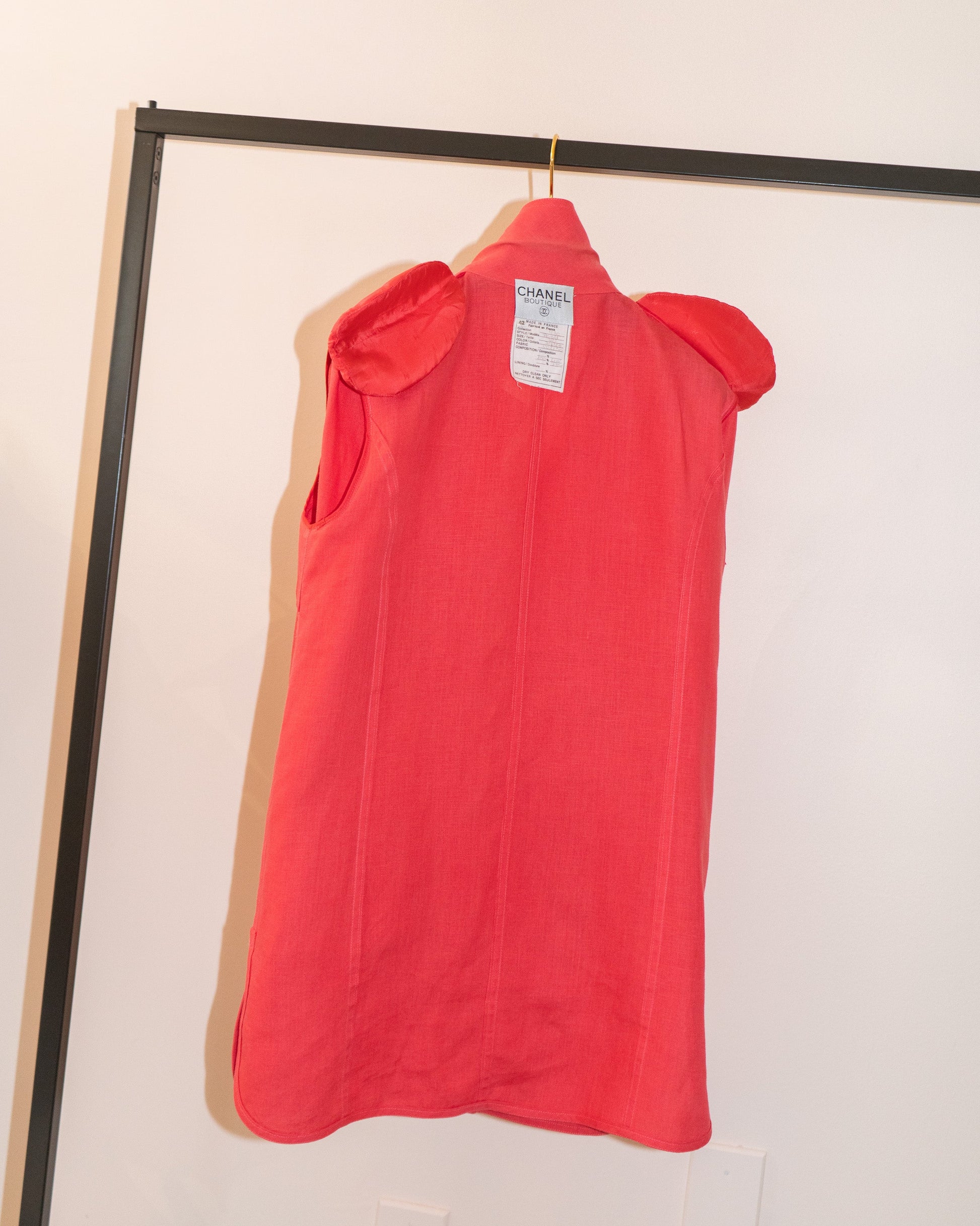 FR42-44 Chanel Cruise 1993 Four Pocketed Coral Red Linen Jacket - Vintage Chanel Jacket -   - Rarchive.