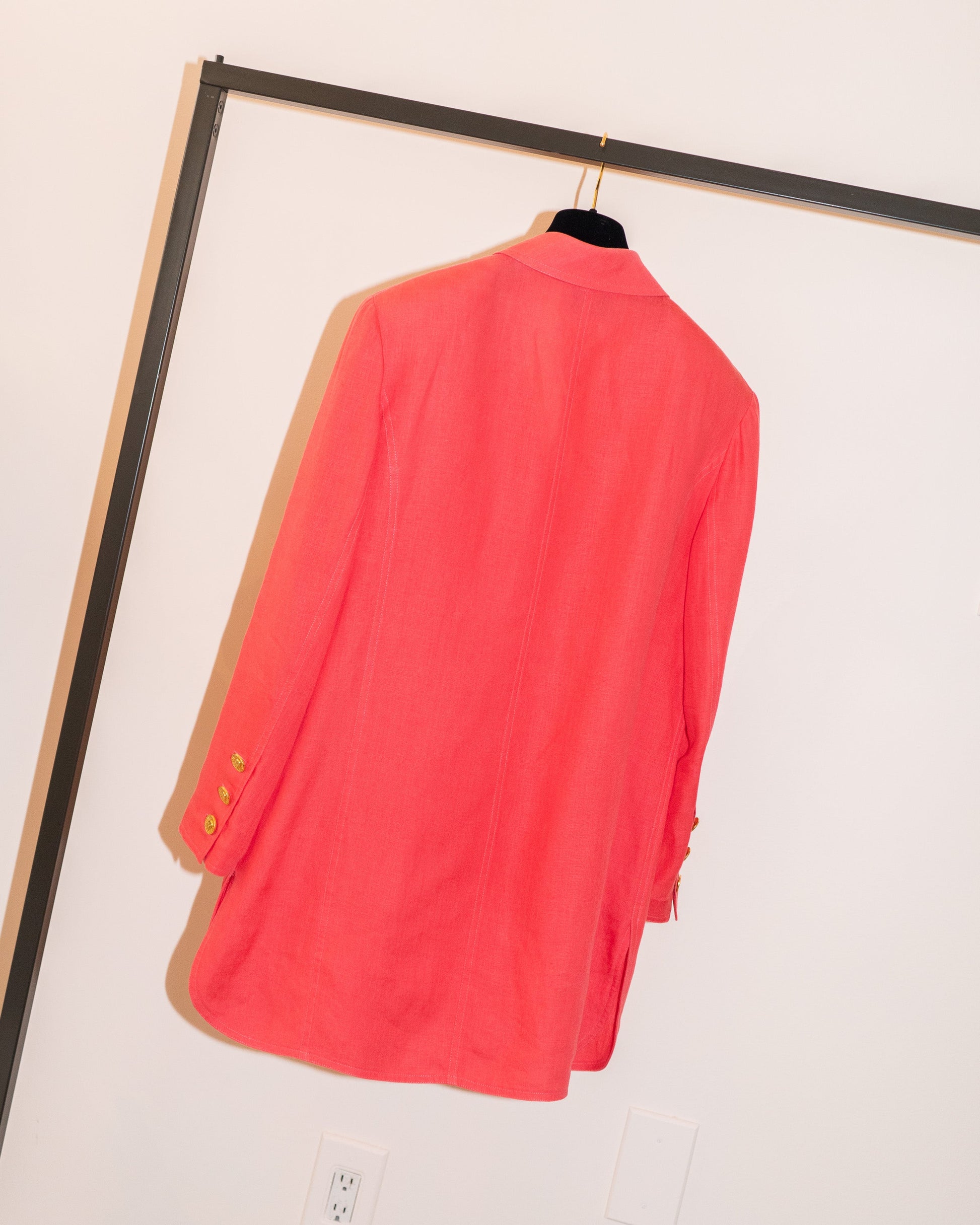 FR42-44 Chanel Cruise 1993 Four Pocketed Coral Red Linen Jacket - Vintage Chanel Jacket -   - Rarchive.