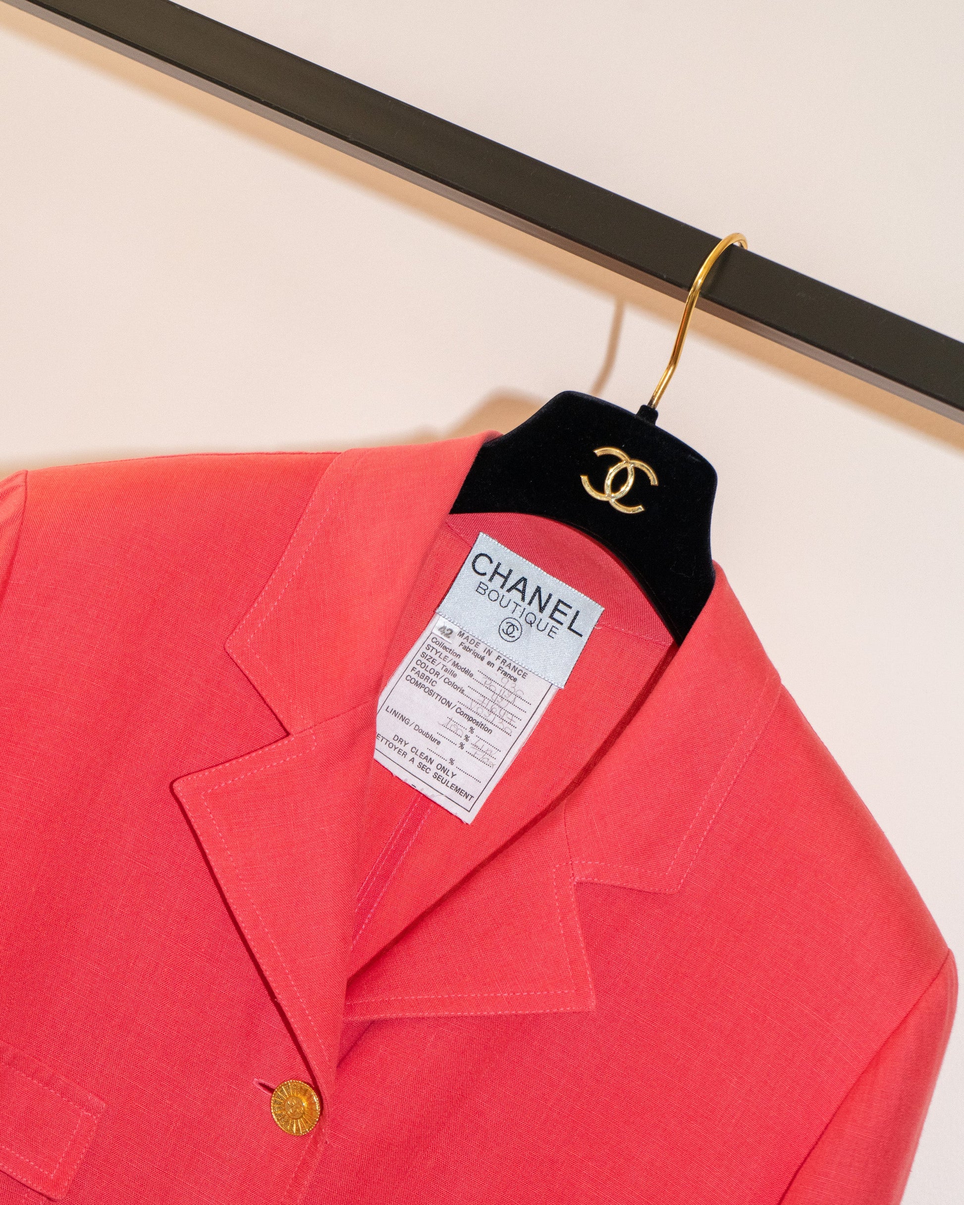 FR42-44 Chanel Cruise 1993 Four Pocketed Coral Red Linen Jacket - Vintage Chanel Jacket -   - Rarchive.