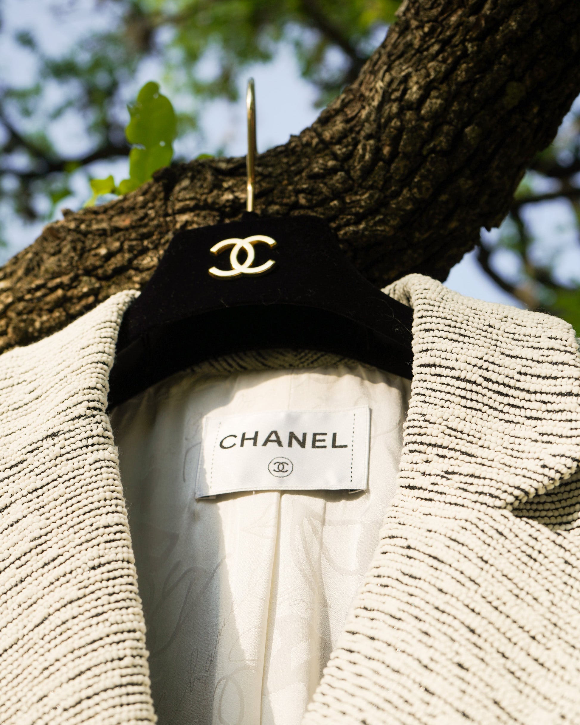 FR40-42 Chanel Spring 2014 Four Pocket Tweed Jacket in Gray - Vintage Chanel Jacket -  Jacket - Rarchive.