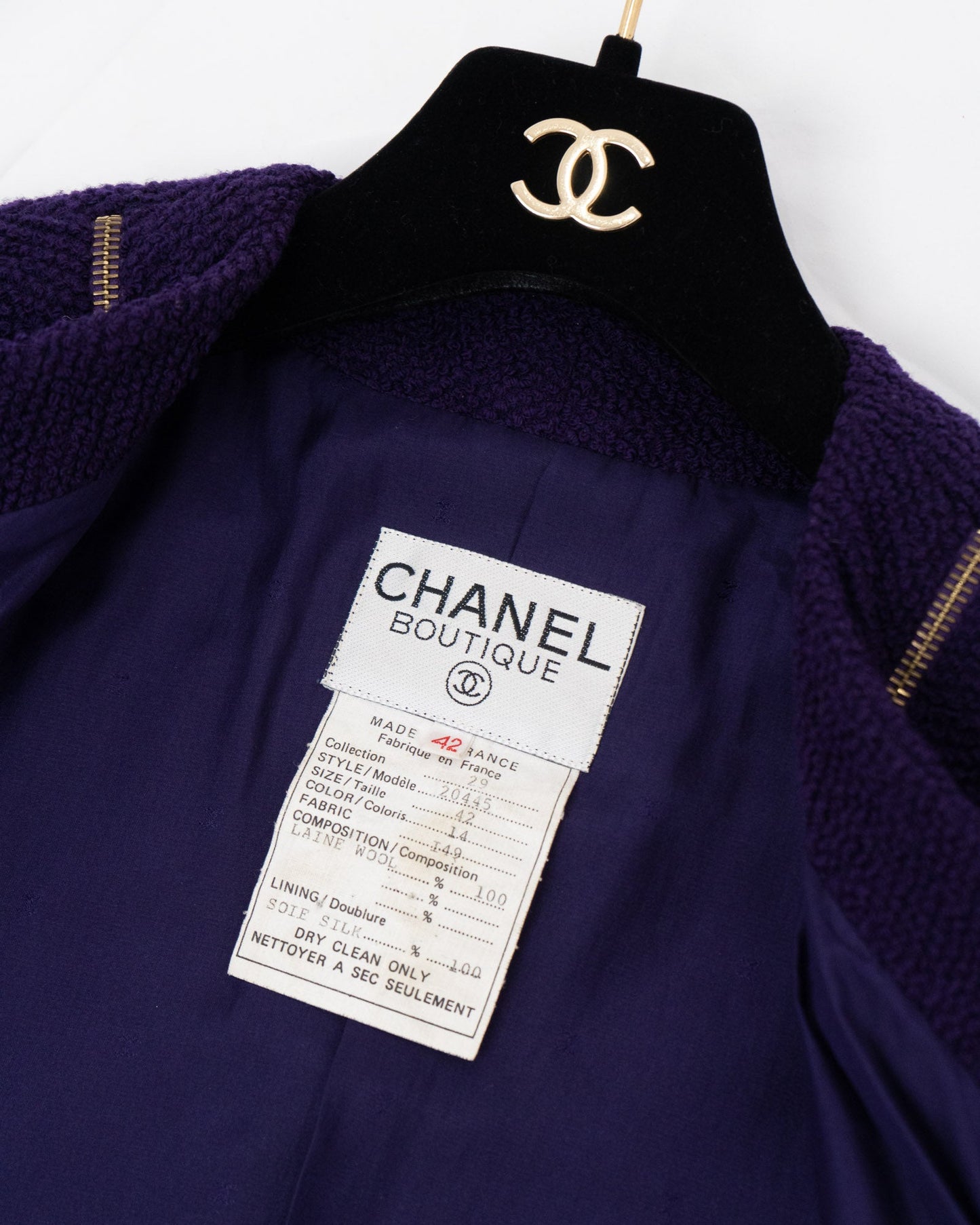 FR42 Chanel Spring 1992 Four Pockets Zip Details Tweed Boucle Jacket in Royal Purple - Vintage Chanel Jacket -   - Rarchive.