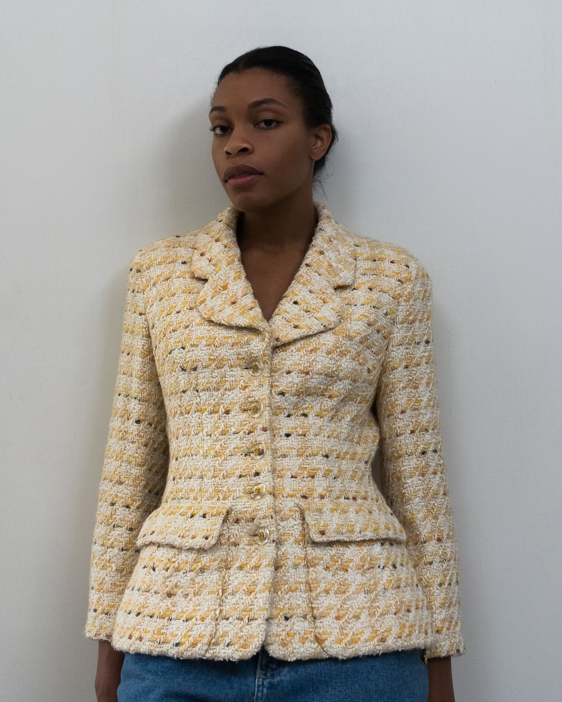FR38-40 Chanel Spring 1993 Two Pocket Fantasy Tweed Jacket in Creme and Yellow - Vintage Chanel Jacket -  Jacket - Rarchive.