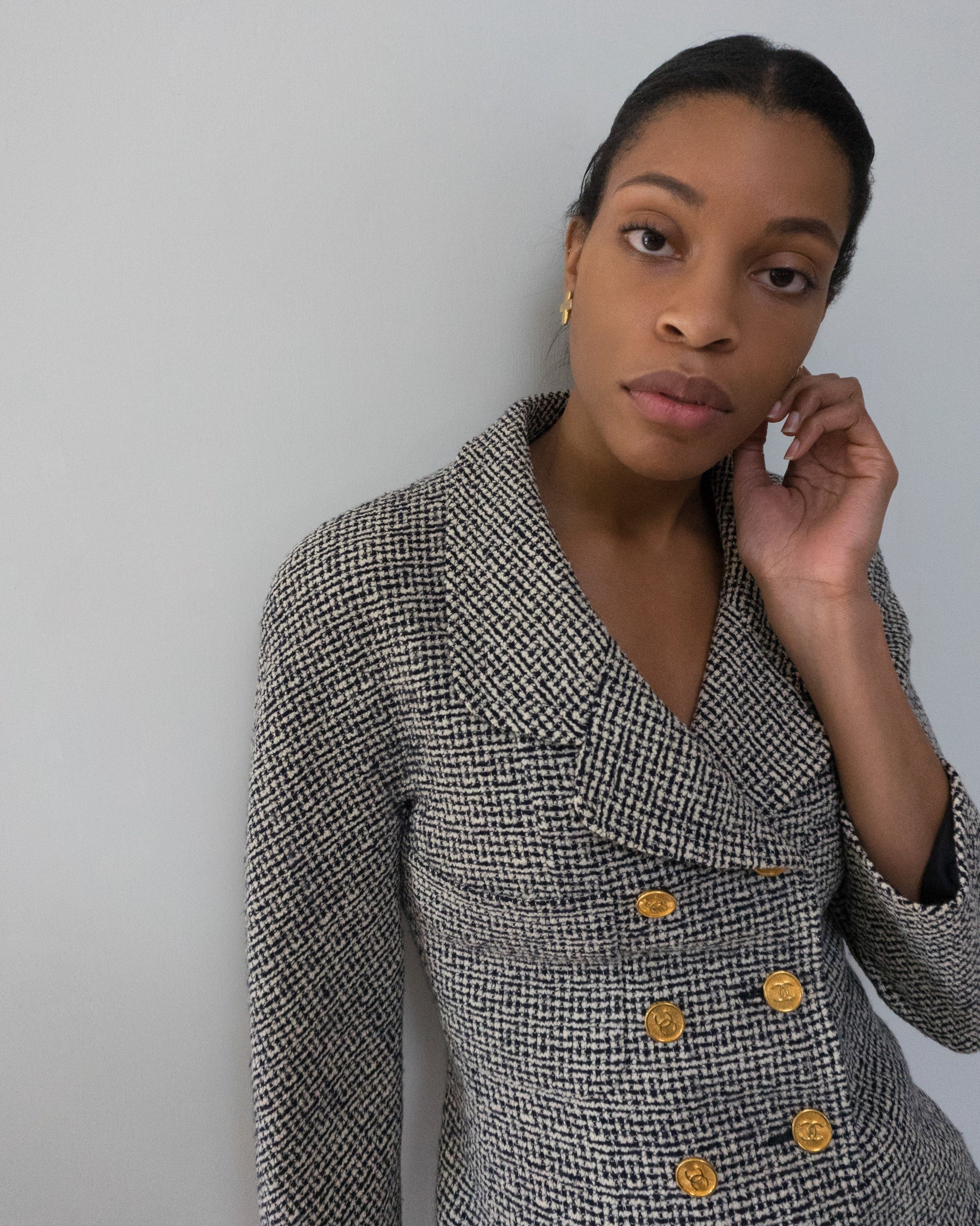 FR38 Chanel 1980s Two-Pocket Double Breasted Tweed Jacket Dark Navy and White - Vintage Chanel Jacket -  Jacket - Rarchive.